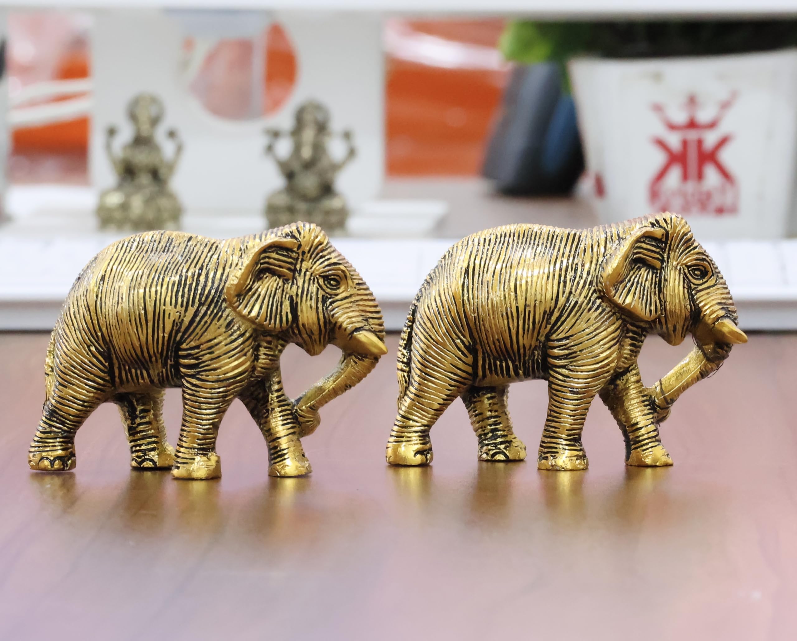KridayKraft African Elephants Animal Decorative Showpiece Figurine Set of 2 Pcs Metal Handcrafed Gold Toned Antique Finish, Home Decor