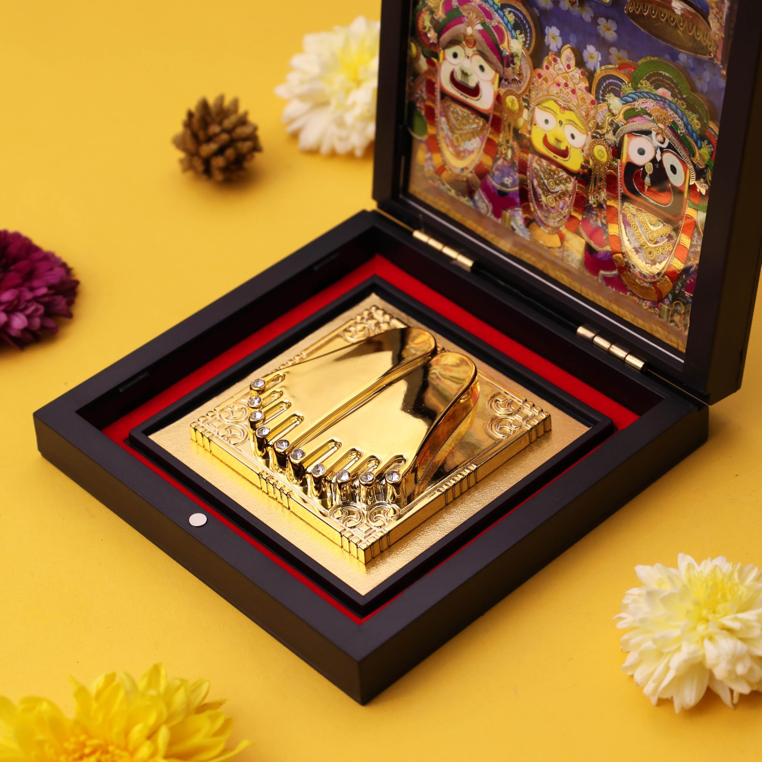 Yantram 3D Jagan Nath Puri Charan Paduka Pocket Temple Frame Box | Gold Plated Jagannath Puri Idol & Divine Charan Paduka | Premium ABS Polymer Foldable Pooja Frame | Home Mandir Decor Gift