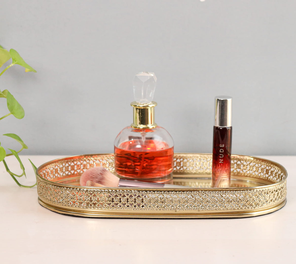 Craft Brio -A TRENDY HANDICRAFTS Oval Glass Mirror Gold Plated Tray Decorative Vanity Perfume Storage Pooja Wedding Diwali Gifting Trays (28 X 16 cm)