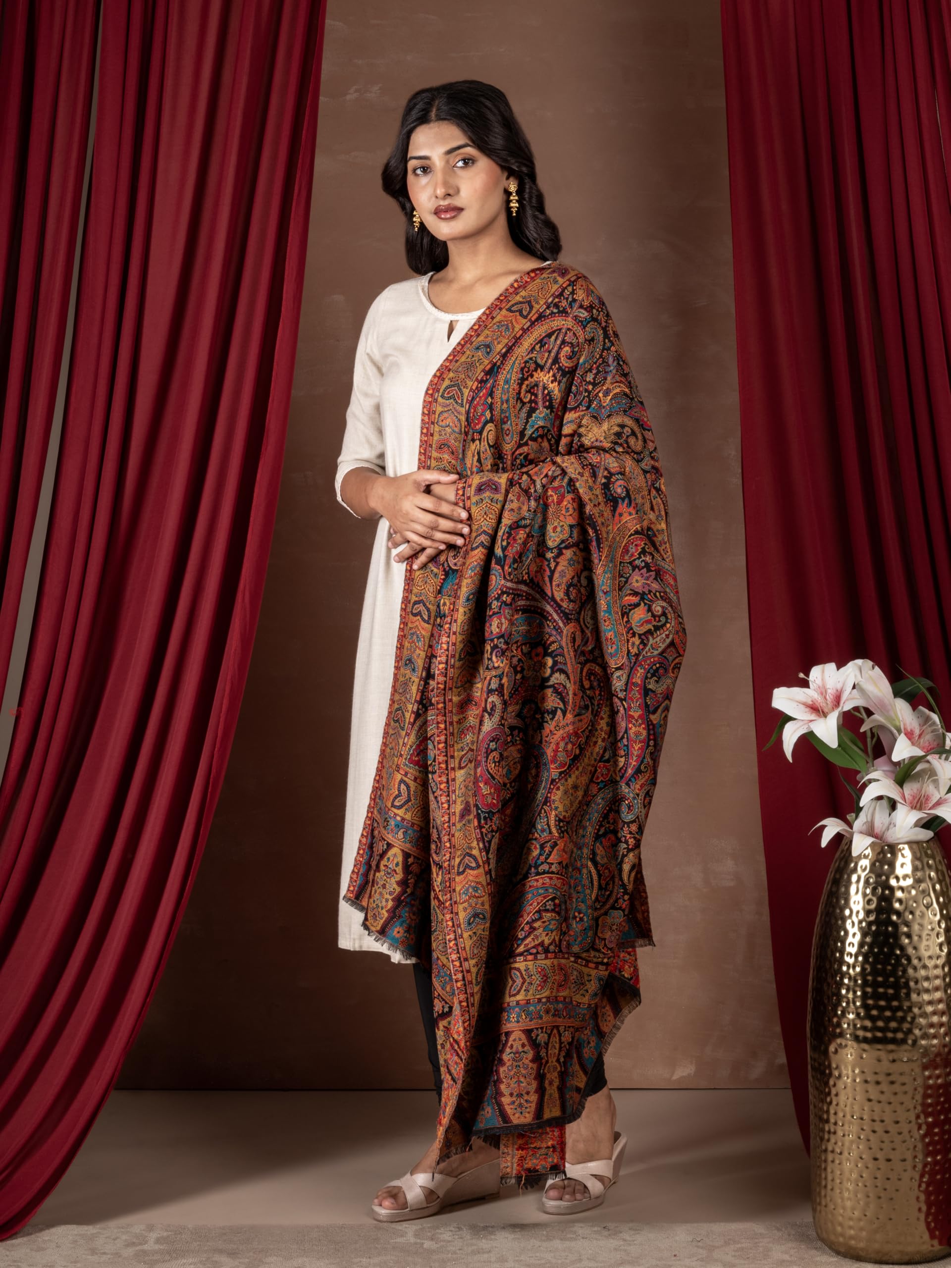 Naureen Women Ultra Soft Fine Wool Kani Shawl with Paisley Artwork, Warm and Soft, 40x80 inch