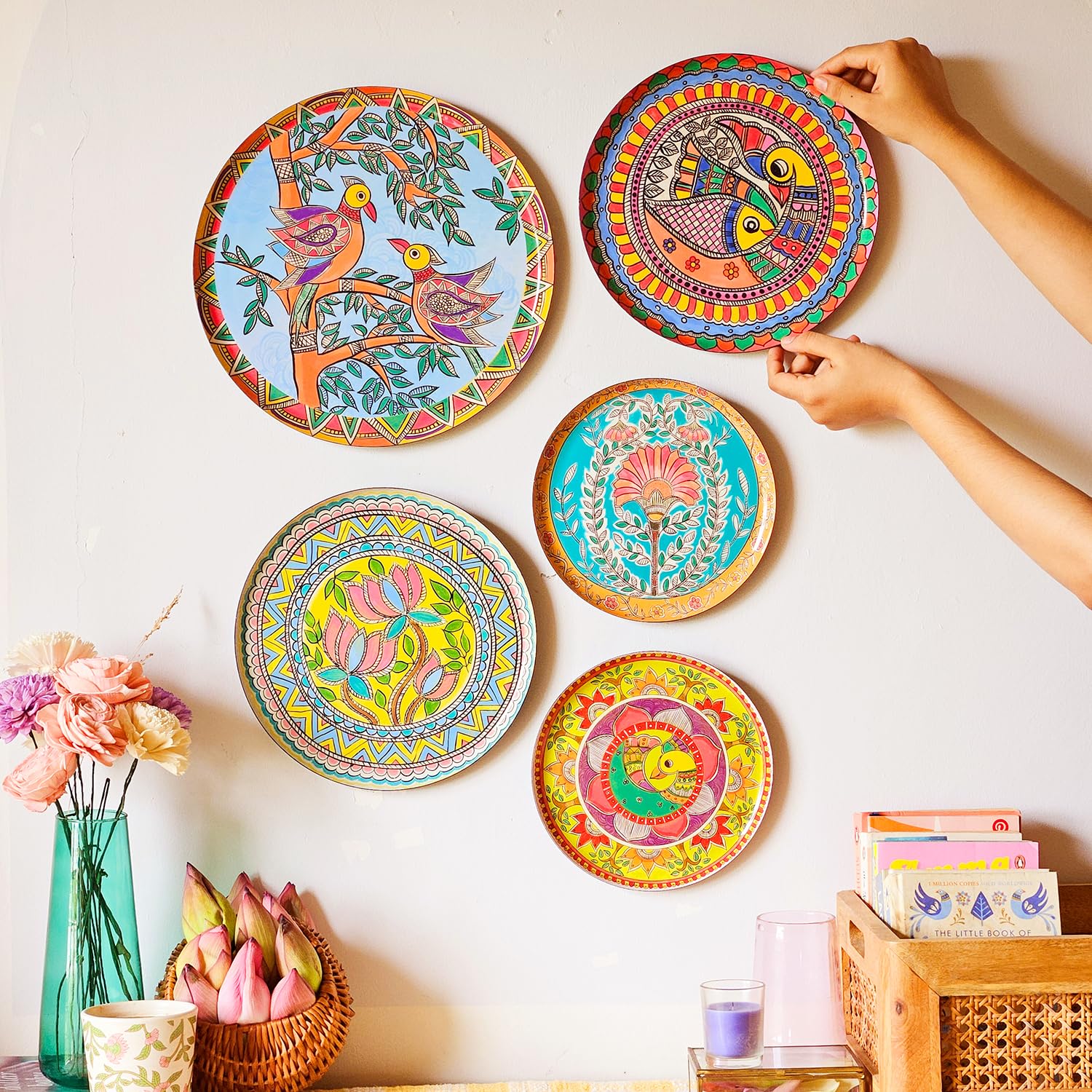 Madhubani Wall Plates Set of 5 | 12"+10"+8" Metal Wall Sculpture | Traditional Mithila Art for Living Room, Bedroom & Pooja Room | Ethnic Indian Wall Décor | Diwali Housewarming Gift kafalo