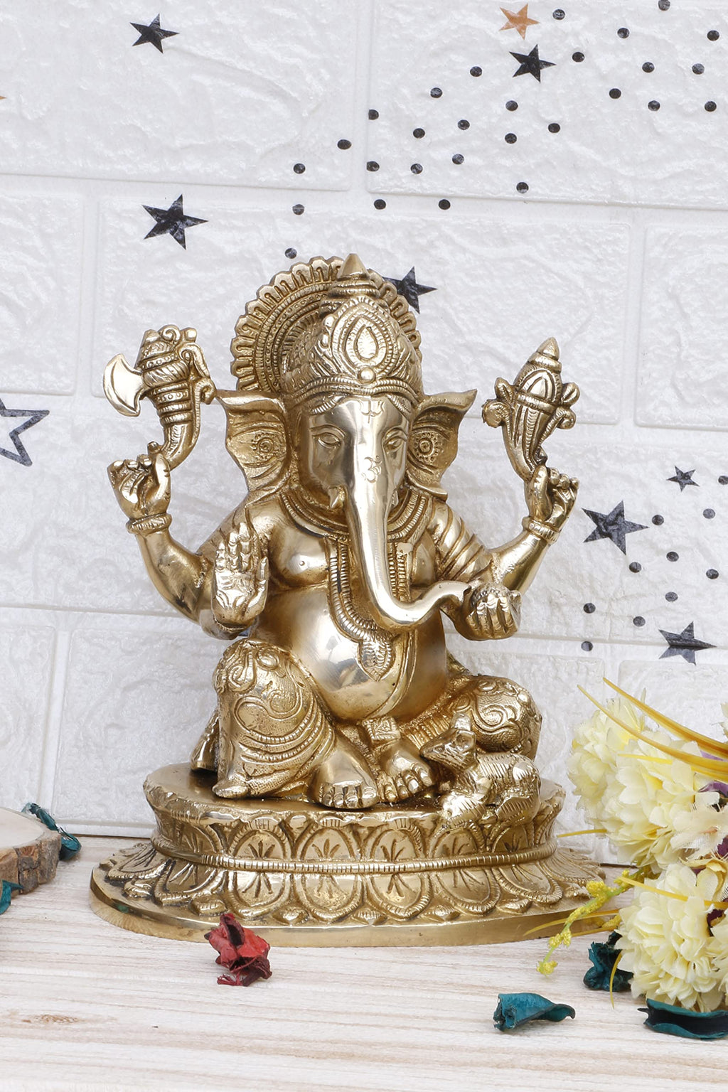 ARTVARKO Brass Lord Ganesha Idol Statue Ganesh Ganpati Sitting on Lotus Murti for Entrance Home Décor Diwali Decoration Pooja Gift 8.5 Inch