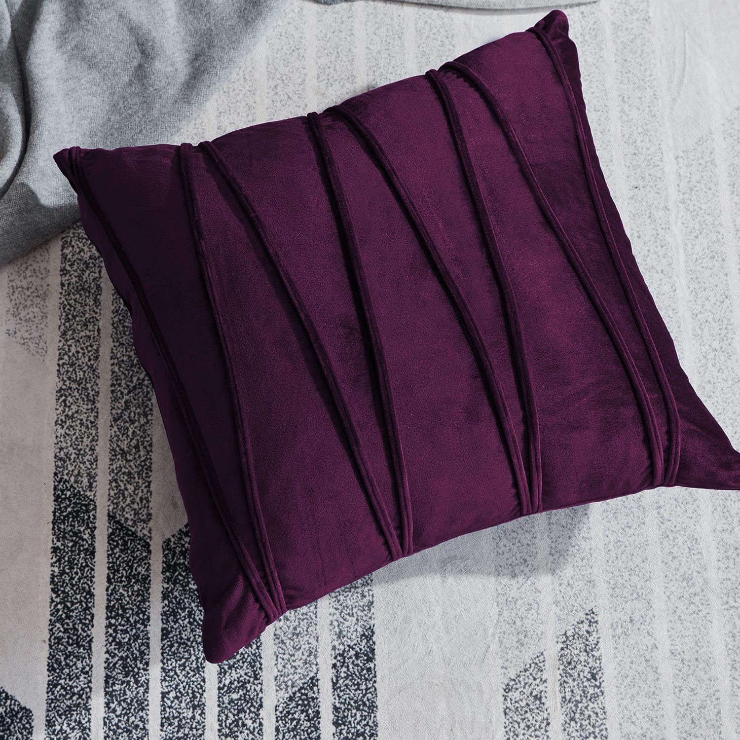 Khooti Velvet Striped Cushion Cover Pack of 1-26 x 26 / 66 x 66 cm | Wine | Soft Pillow Covers Cushion Case for Sofa Bedroom Livingroom Chair Car, Cushion Cover with Zig Zag Pattern