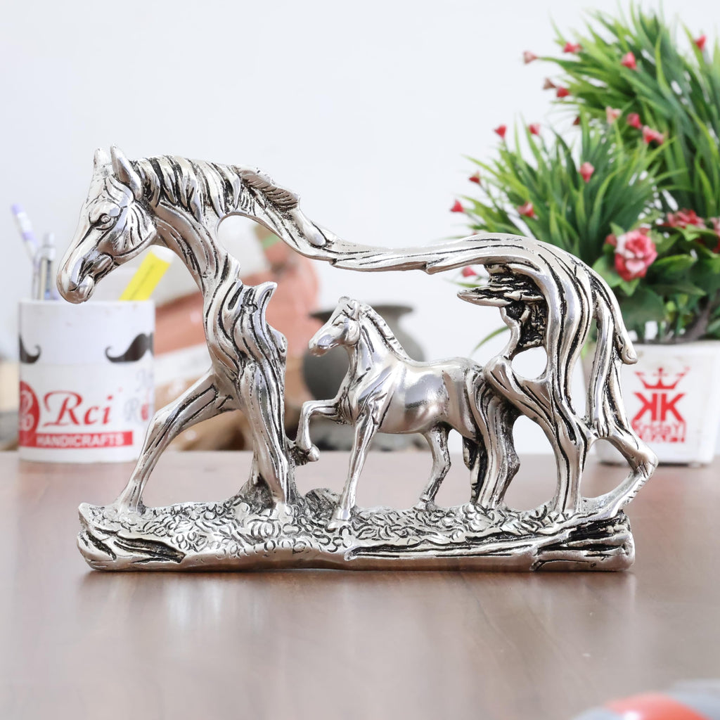 KridayKraft Golden Elegant Metal Horse Family Showpiece Metal Statue for Wealth, Income and Bright Future & Feng Shui & Vastu Decorative Desk & Living Room Décor, Ideal Gift for Horse Lovers