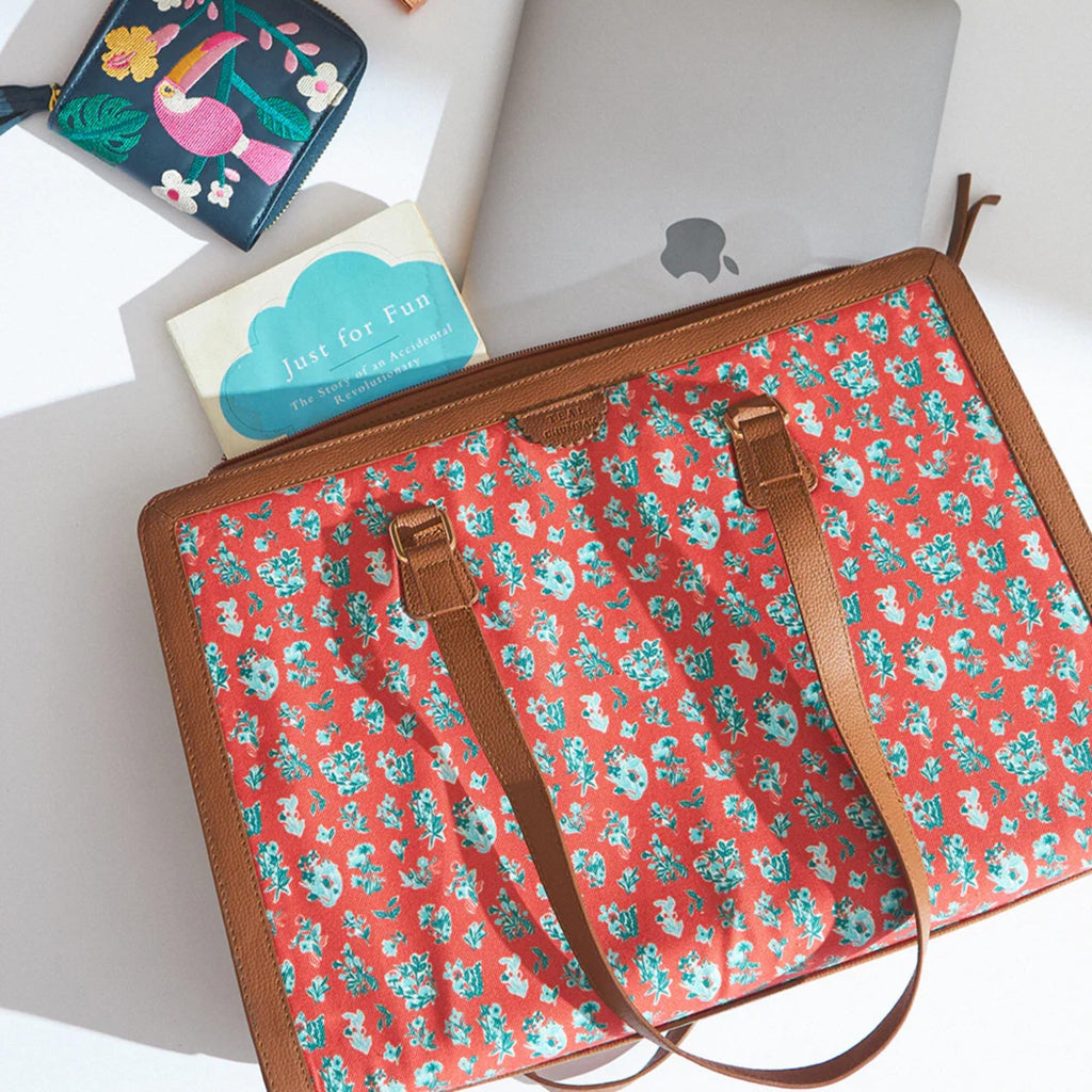 TEAL BY CHUMBAK Tote Bags