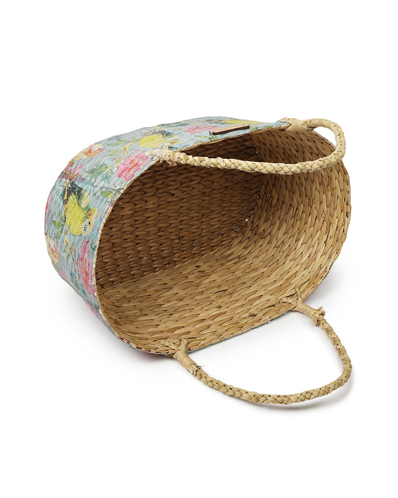 Seagrass Hamper Basket for Green Gifting and Contemporary Home Aesthetics
