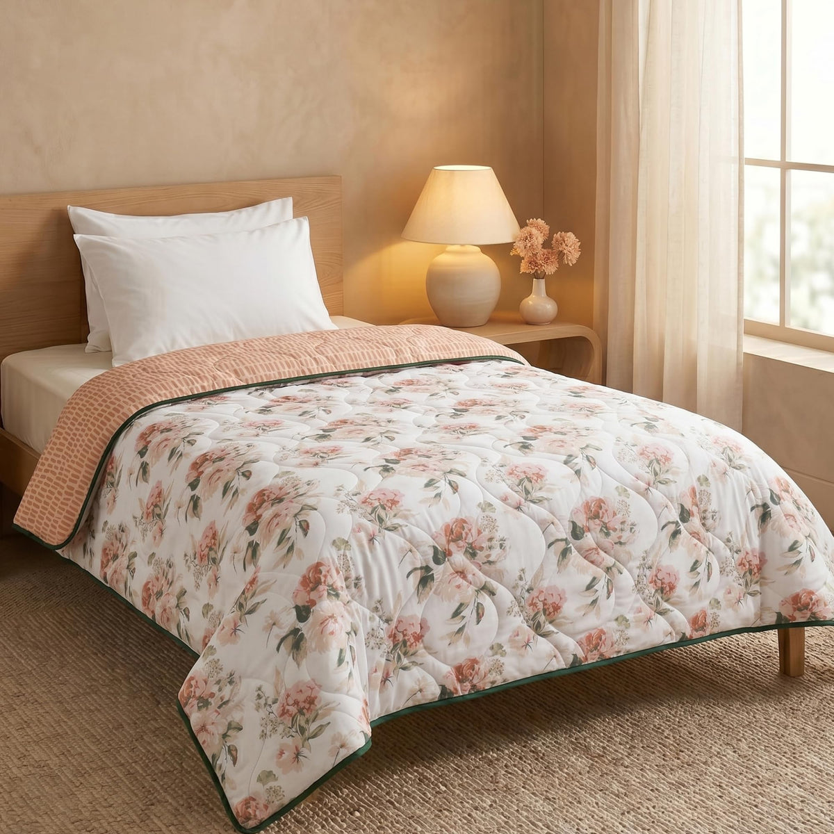 HUESLAND Reversible AC Quilt Blanket Single Bed | 100% Cotton Quilted Shell, Super Soft 120 GSM Microfibre Wadding | Lightweight Comforter for All Weather Use | Blushing Blooms - 55 x 88 inches Kafalo