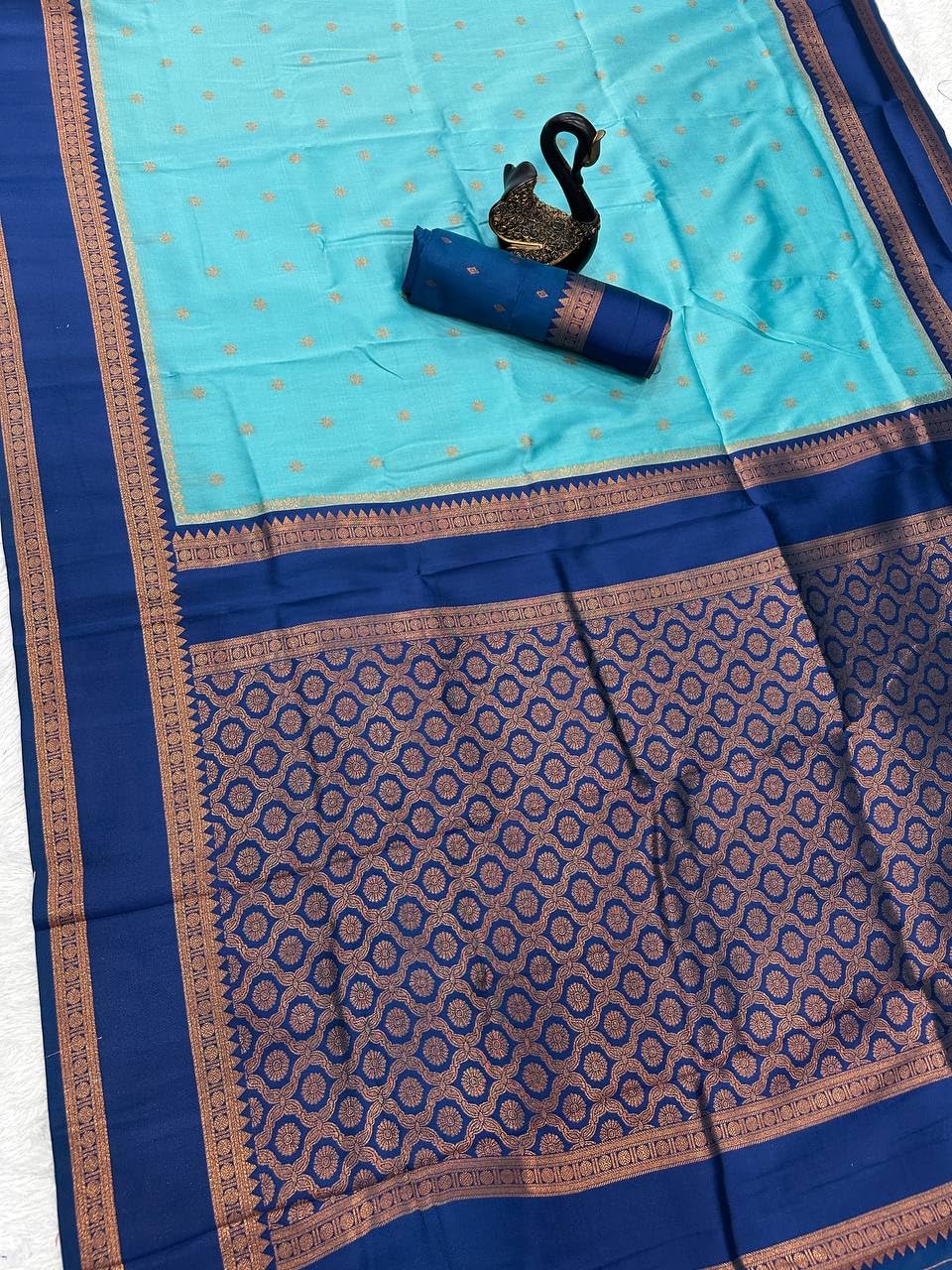 SATIKA VASTRAM Women's Banarasi Soft Silk Saree Zari Weaving Gold Zari Work Rich Border And Pallu With Blouse Piece (SkyBlue)
