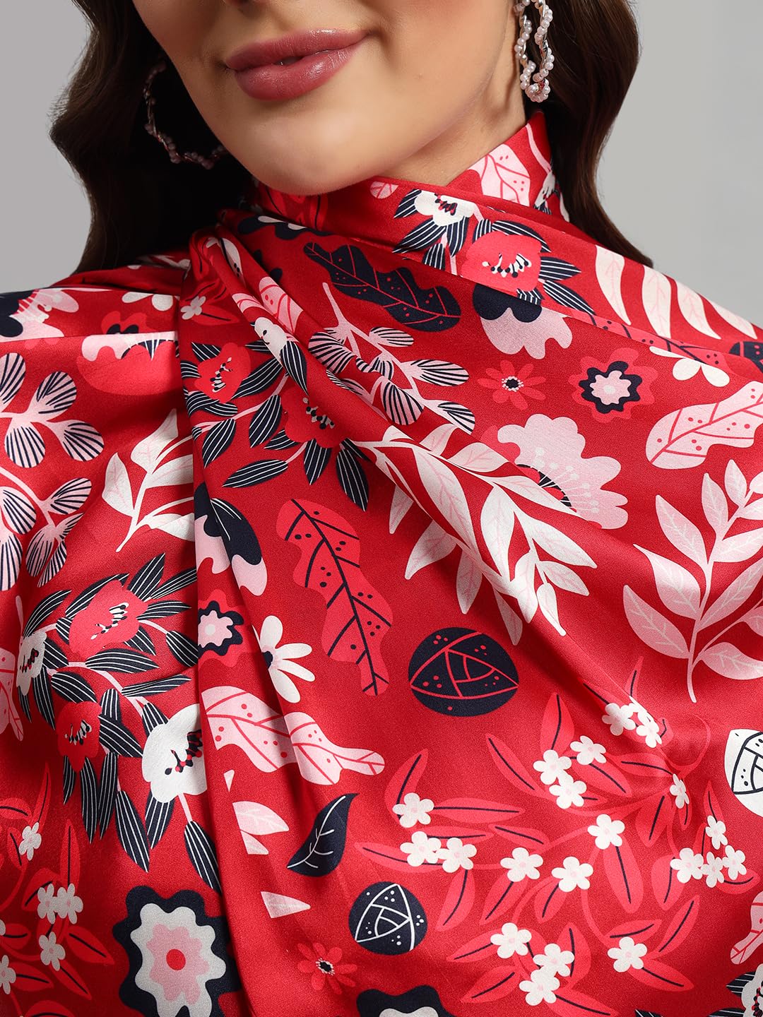 Ravaiyaa - Attitude is everything Women Lightweight Printed 100% Satin Silk Scarf Stoles Breathable Neckerchief Head Beach Wrap Scarves (Red White Floral, 70 X 20 Inch), Female