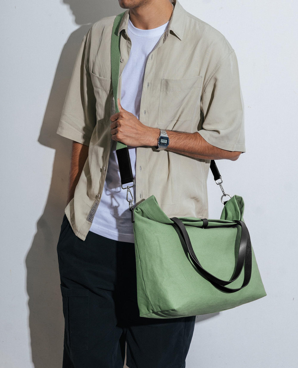 DailyObjects Latest Stylish Buoy Tote Bag For Girls & Women,Sturdy Cotton Canvas Material,Double Shoulder Straps,Ladies Handbag Purse For Daily & Office Use,Zip Pockets,Handcrafted - Utility,Green