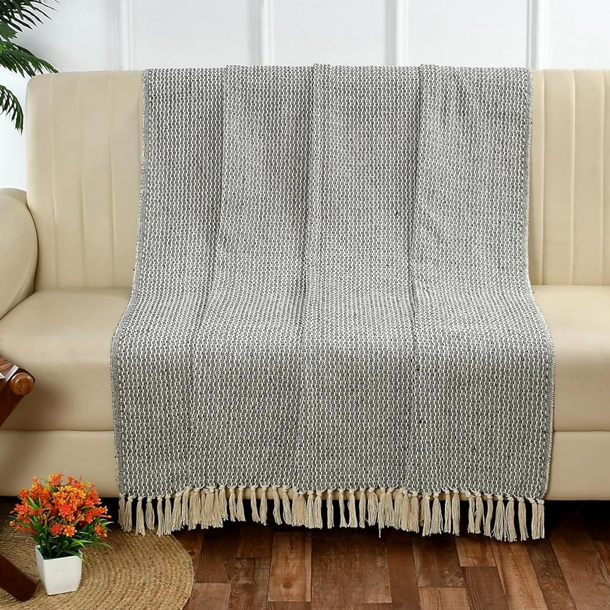 Furnofy 100% Cotton Sofa Throw | Handmade Throw - 50x60 Inches (Cream Black) Kafalo