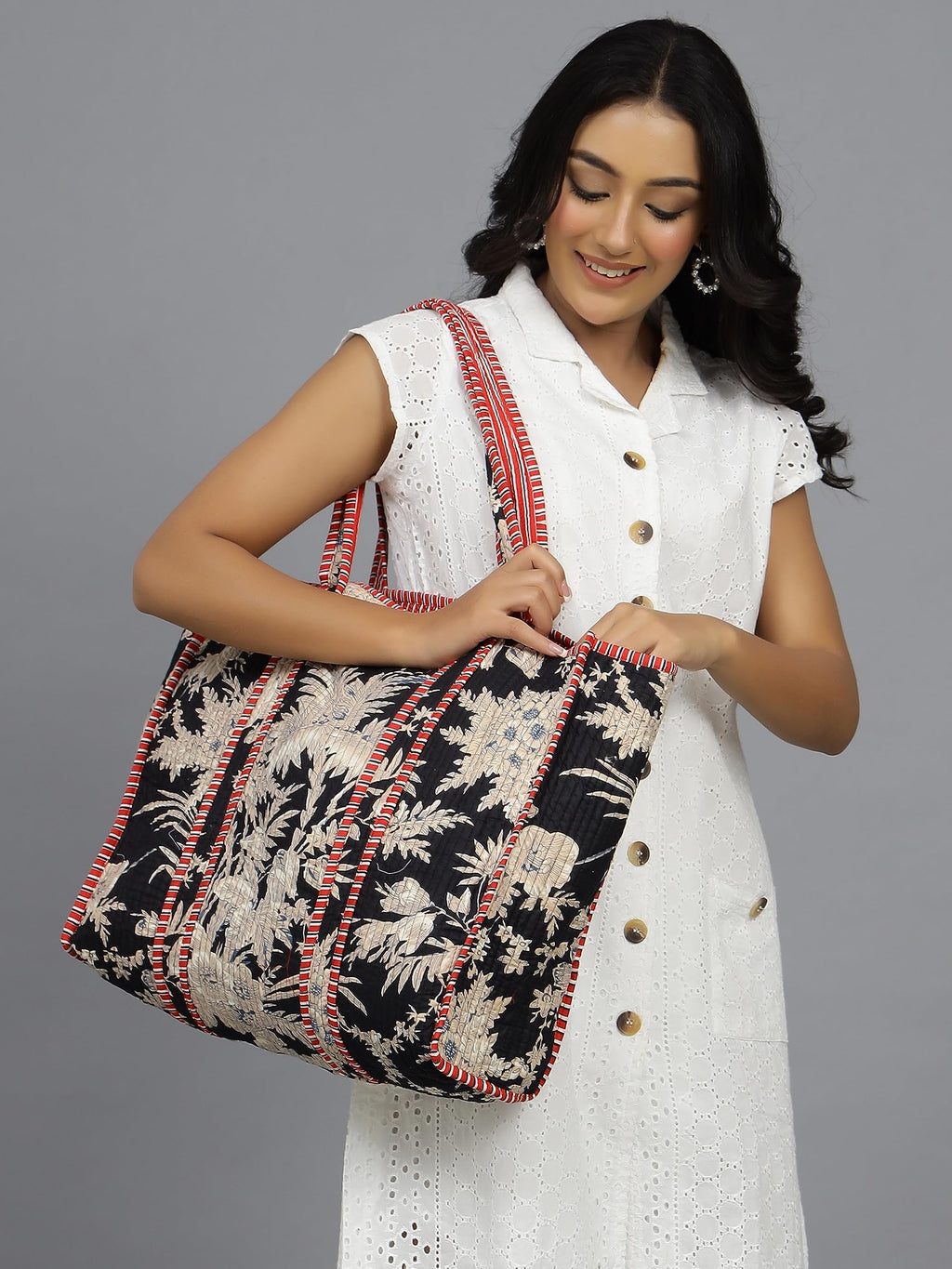 Ravaiyaa - Attitude is everything Women & Man Beautiful Printed Cotton Grocery Shopping Bag | Shoulder Bag | Cotton Tote Bag | Travel Tote Bags 18x5.5x16 Inch (Black Beige Floral)