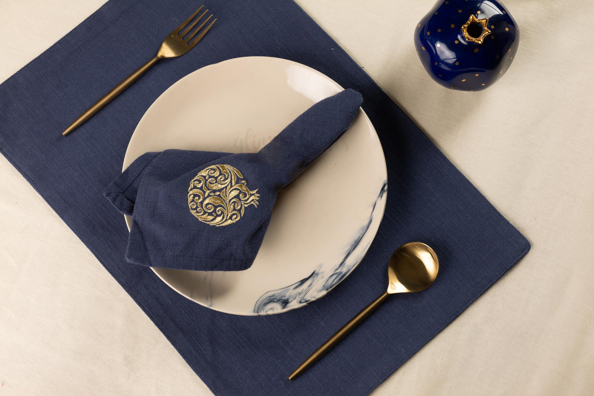 Glimpse Homes Embroidered Cotton Slub Table Napkins and Placemats Combo (Regal Pomegranate, Set of 6) Kafalo