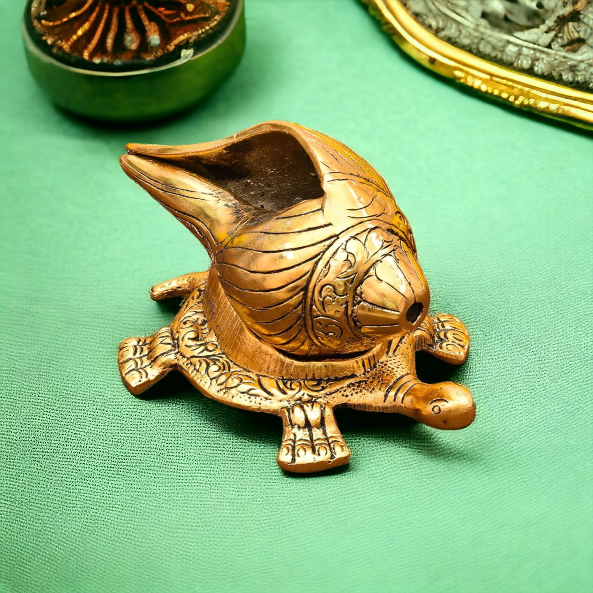 KridayKraft Shank Kachhua Stand Turtle for Vastu Feng Sui,Kachua Yantra for Good Luck & Evil Eye Protection,Metal Tortoise Staute Animal Showpiece Figurine & Gifting Items
