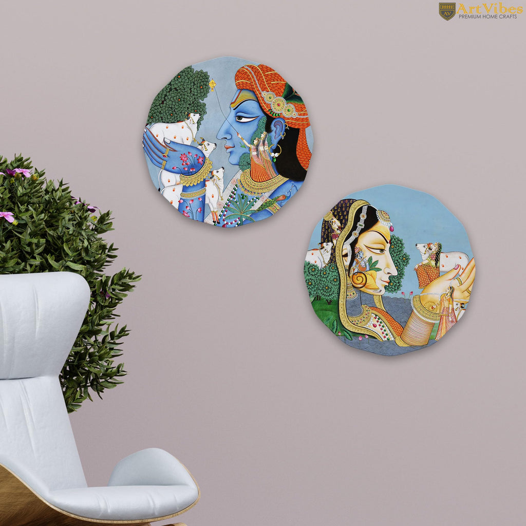 Artvibes Radha Krishna Round Shape MDF Wooden Wall Decor Items | Spiritual Decor Items | Wall Sculpture | Signs & Plaques | Artwork| Stylish Modern Decor Item | Gift Items (WH_8816N), Set of 2