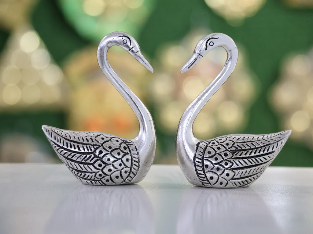 KridayKraft Handcrafted Silver Finish Metal Swan Pair in Premium Red Velvet Gift Box | Decorative Love Birds Showpiece for Anniversary, Wedding, Birthday, and Valentine's Day.