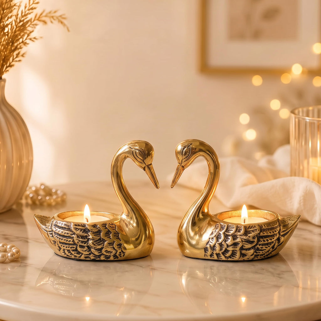 BEHOMA Metal Pair of Love Swans with 2 Tea Lights, Golden