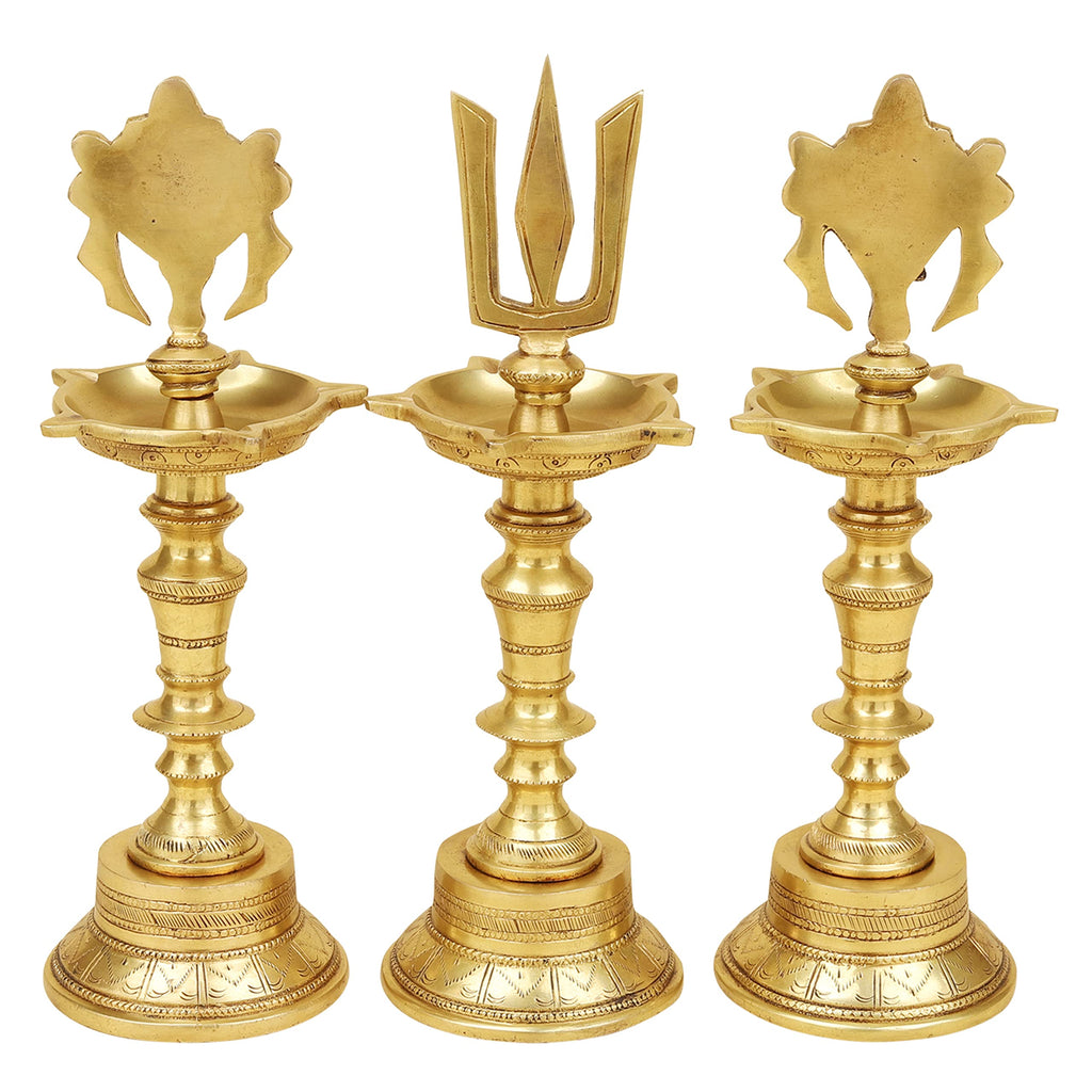 Artvarko Brass Traditional Large Diya Shankh Chakra Namah Tirupati Balaji Shankha Tilak Padma Padmanabha Swami Vishnu Symbol Oil Lamp for Pooja Gift Decoration Showpiece 11 Inch