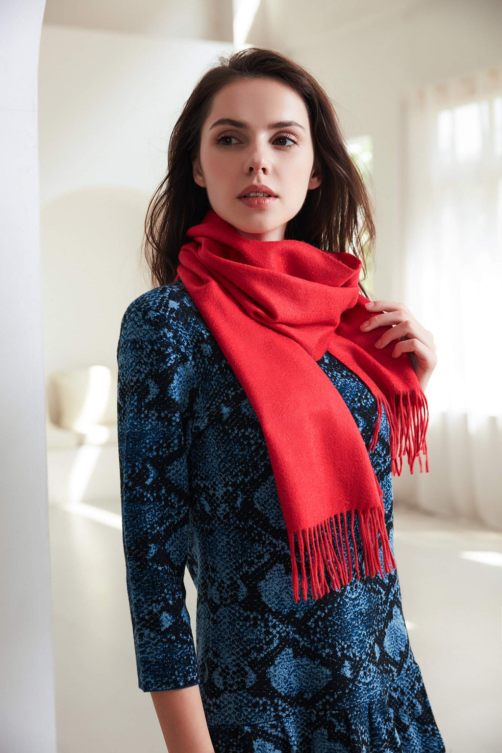 EURKEA 100% Cashmere Fringed Scarf in Solid Colors with Gift Box for Women, Red, Free Size