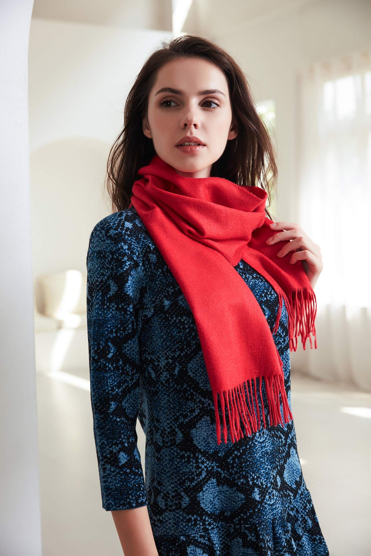 EURKEA 100% Cashmere Fringed Scarf in Solid Colors with Gift Box for Women, Red, Free Size