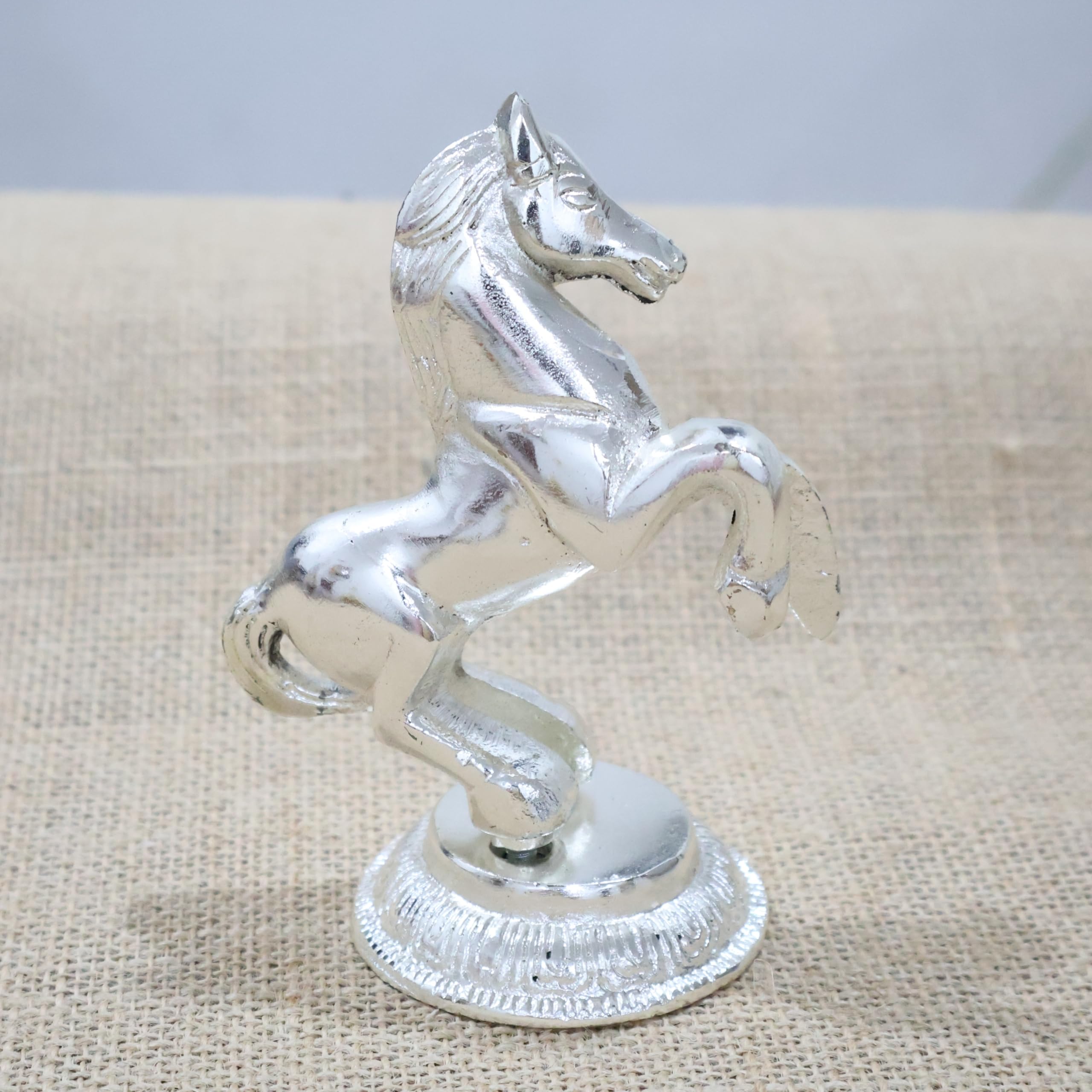 KridayKraft Jumping Horse Metal Statue for Wealth Table Top Figurine for Living Room Bedroom Home Office Animal Decorative Showpiece Feng Shui Vanstu Sculpture for Gift Purpose. (Silver)