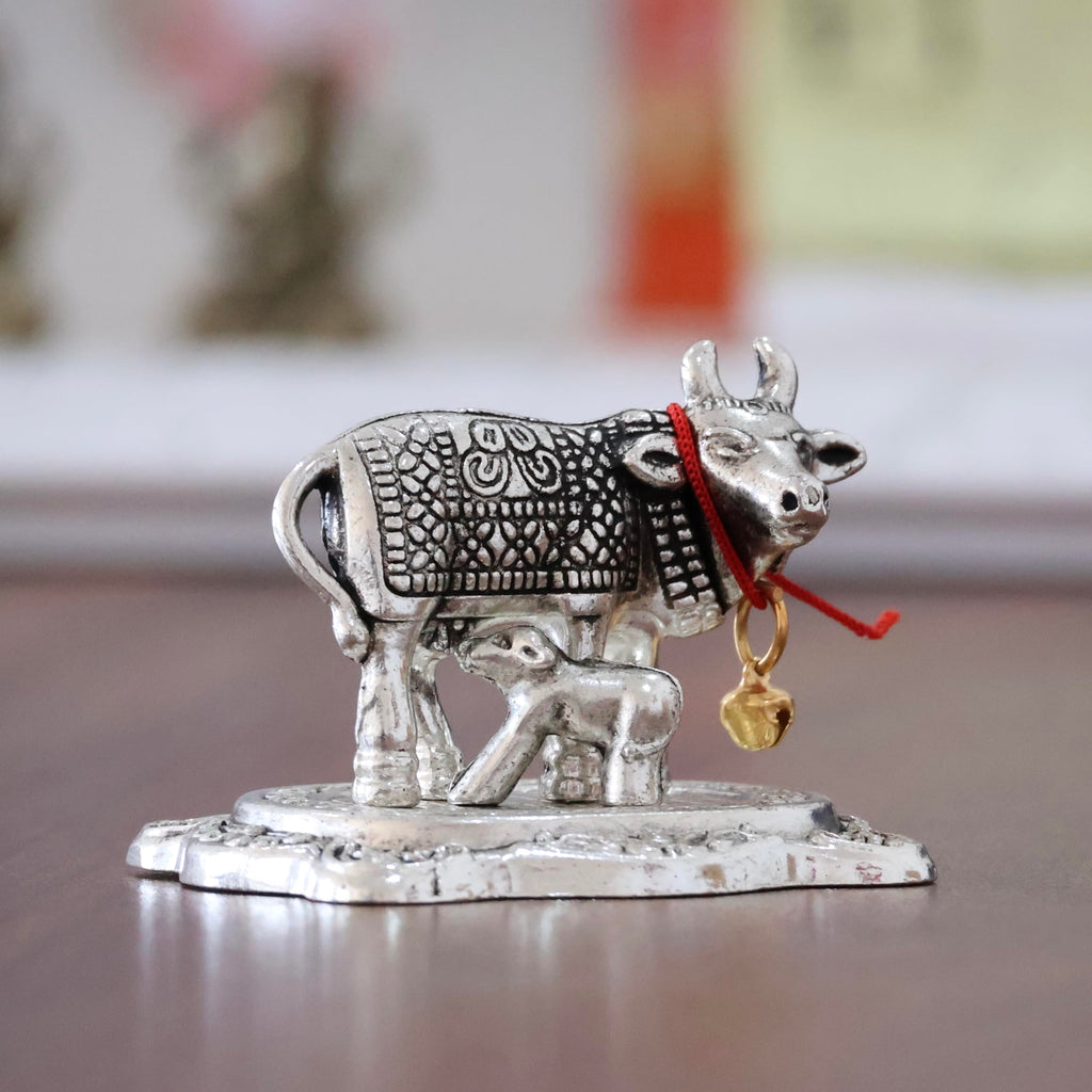 KridayKraft Kamdhenu Cow with Calf Metal Rajasthani Handicrafts Decorative Showpiece for Gifting Anniversary Valentine's Day (Silver)