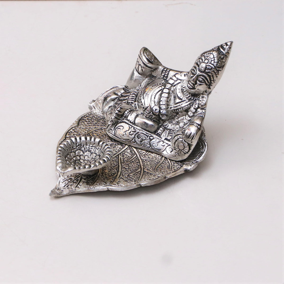 KridayKraft Metal Kuber Deepam Oil lamp for or Bringing Good Luck, Prosperity and Wealth,