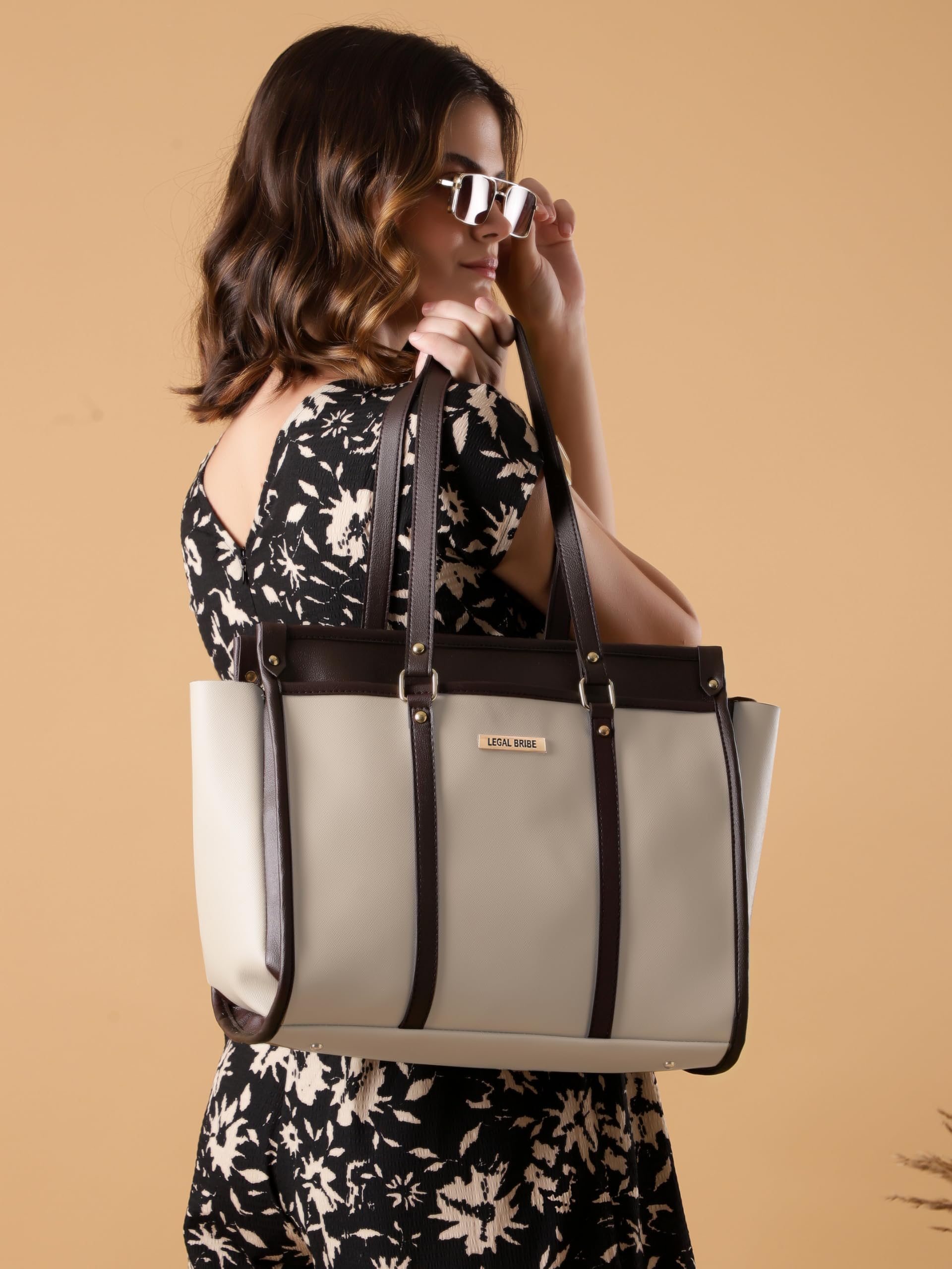 Stunning Tote Bag (Beige)