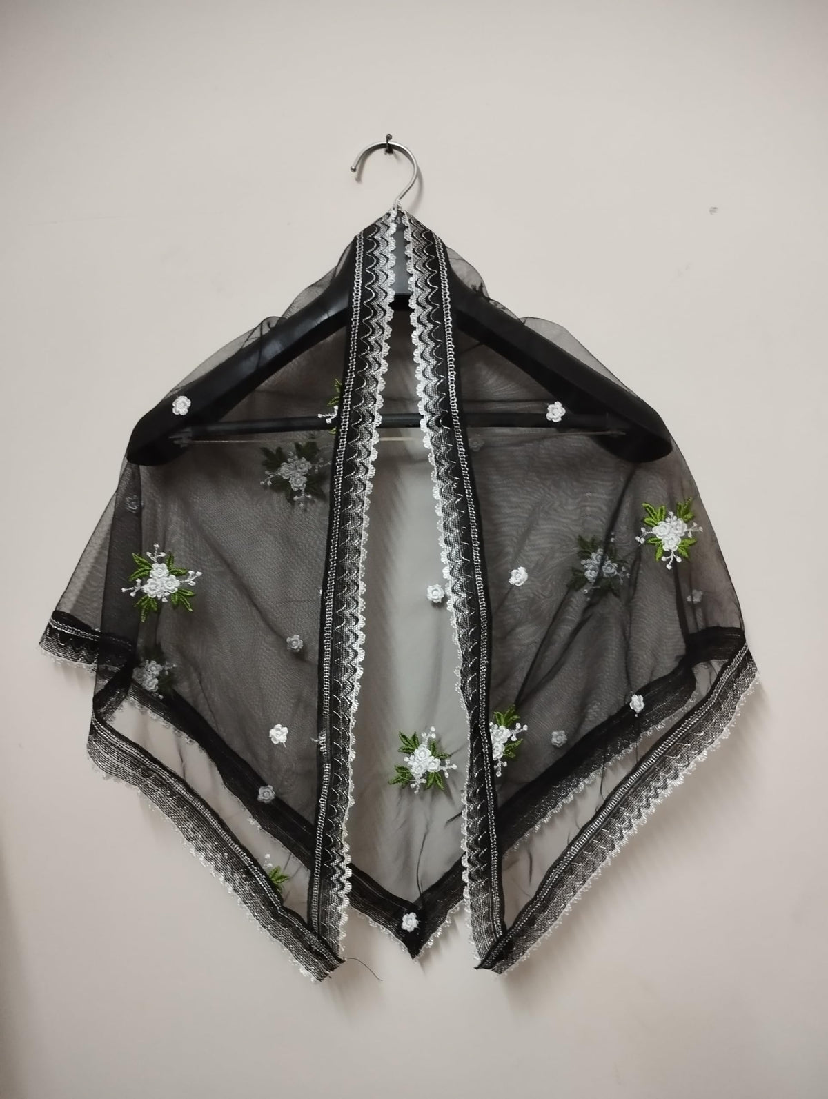 ELITE APRIL Black Triangle Church Scarf(Catholic mantilla) with Embroidered Floral Design, Net Fabric, 240 cm Length, with Wig Clip.
