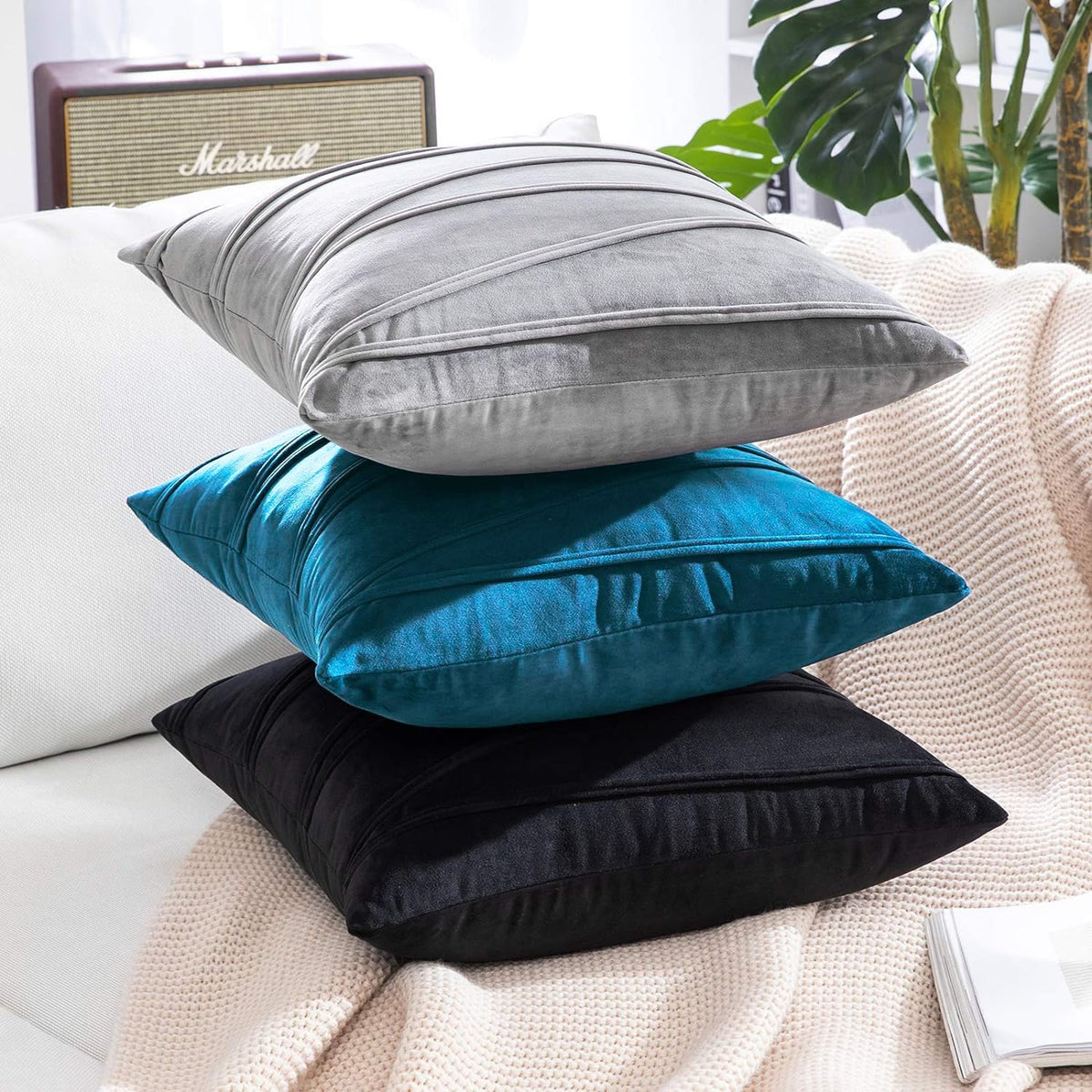 Khooti Velvet Striped Cushion Cover Pack of 1-30 x 30 / 76 x 76 cm | Sea Blue | Soft Pillow Covers Cushion Case for Sofa Bedroom Livingroom Chair Car, Cushion Cover with Zig Zag Pattern