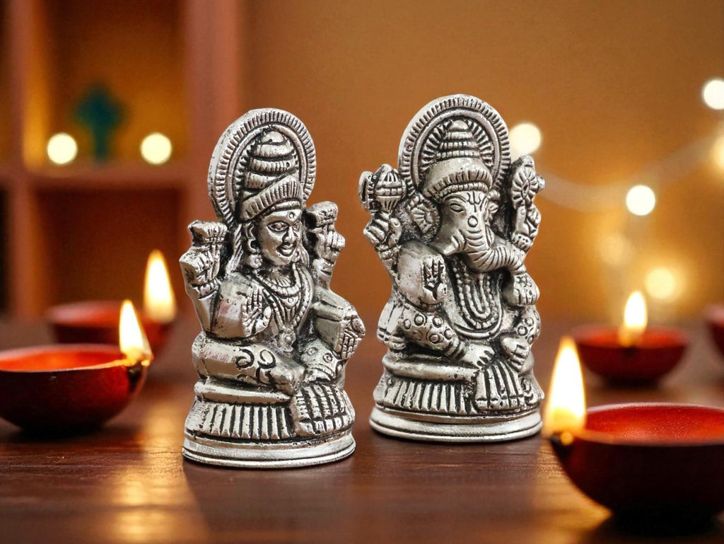 KridayKraft Metal Lakshmi & Ganesha Idol Pair – Silver Antique Finish Mini Statues (7.5 cm × 4 cm Each), 160 g – Auspicious Home Puja Decor & Diwali Gift