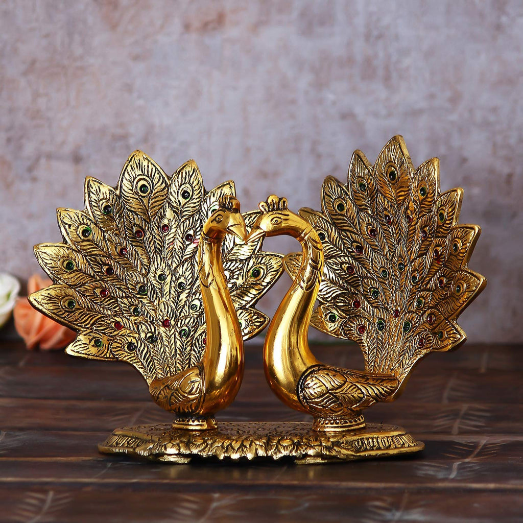 Prince Home Decor & Gifts Metal Handcrafted Pair of Kissing Duck Metal Decorative Showpiece Peacock Pair Decorative Showpiece(Aluminium, Gold)