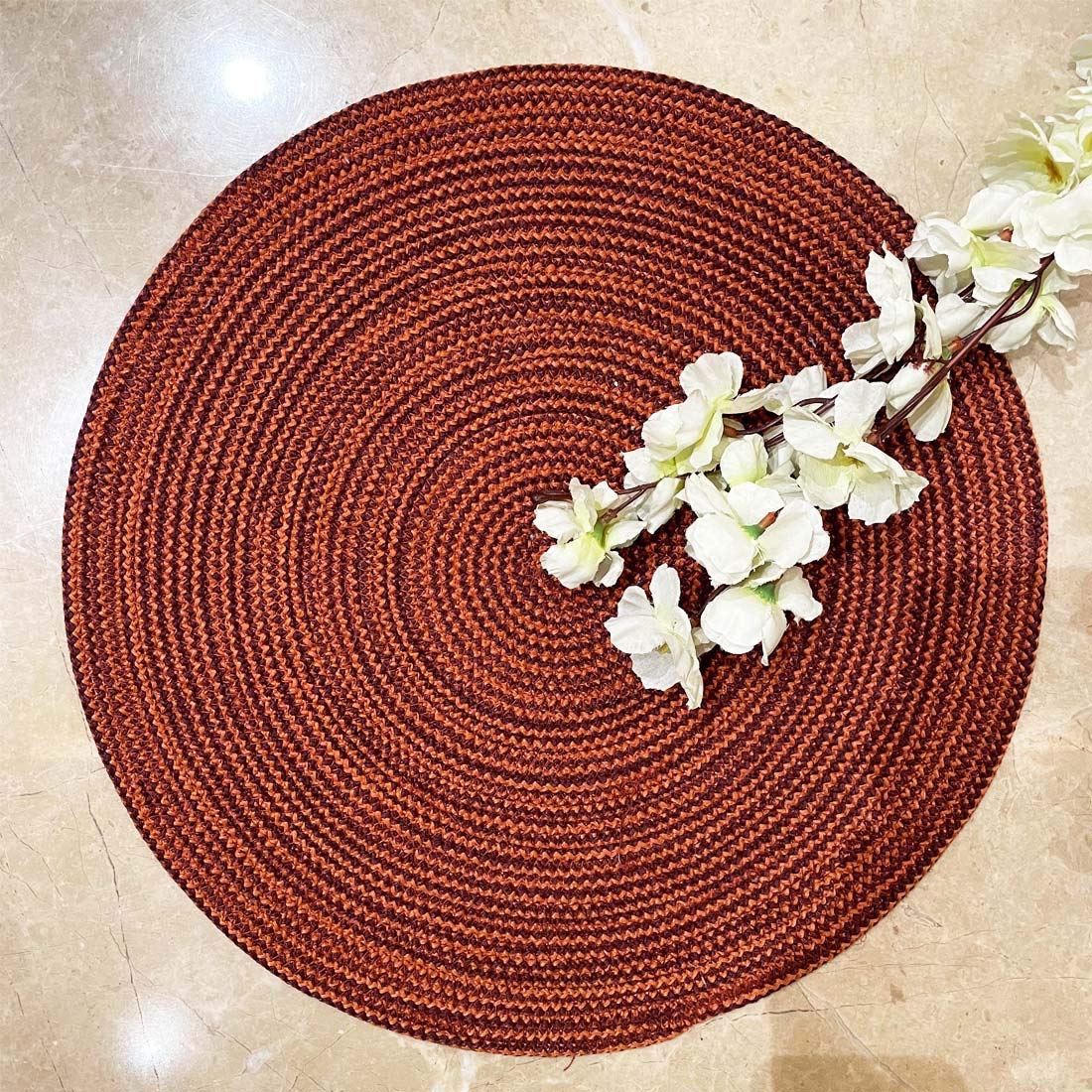 SAPROSE® Polypropylene Multipurpose Round Table Mat (4 pcs Pack, Size: 40cm), Place mat, Side Table Mat, Doilies, Washable 40 cm Size (Burgandy-Tan Melange) Kafalo