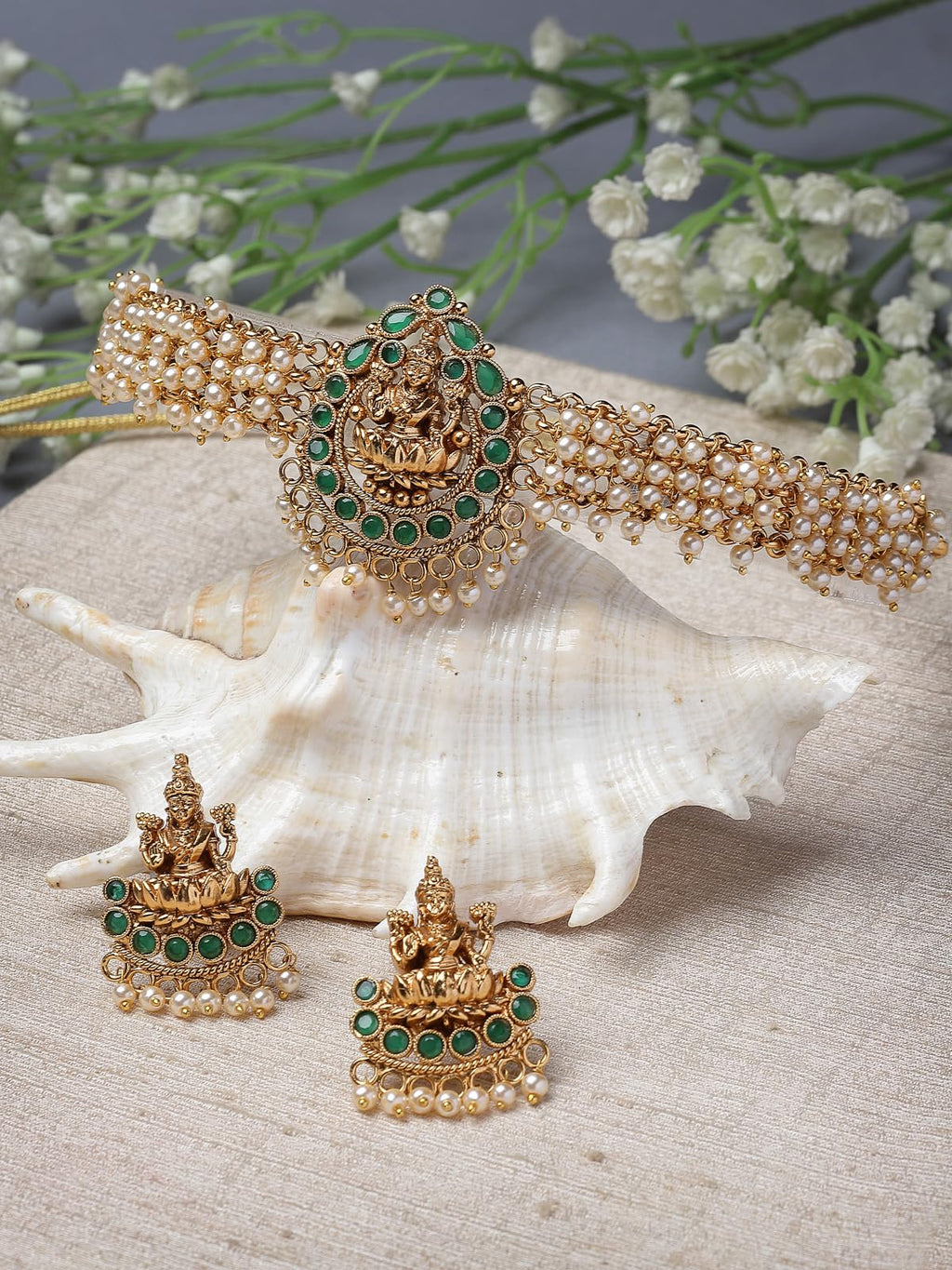 Sukkhi Sparkling Indian Temple Gold Plated Green Beads Choker Necklace Set With Studs Earring | Jewellery Set For Women (NS105622)