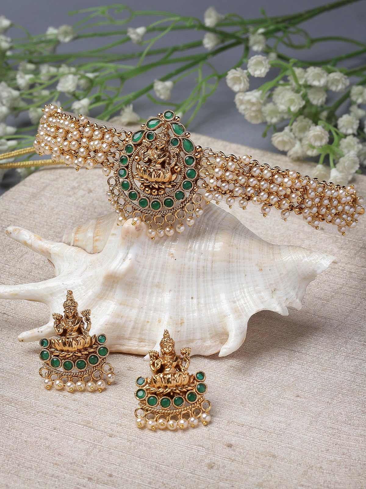 Sukkhi Sparkling Indian Temple Gold Plated Green Beads Choker Necklace Set With Studs Earring | Jewellery Set For Women (NS105622)