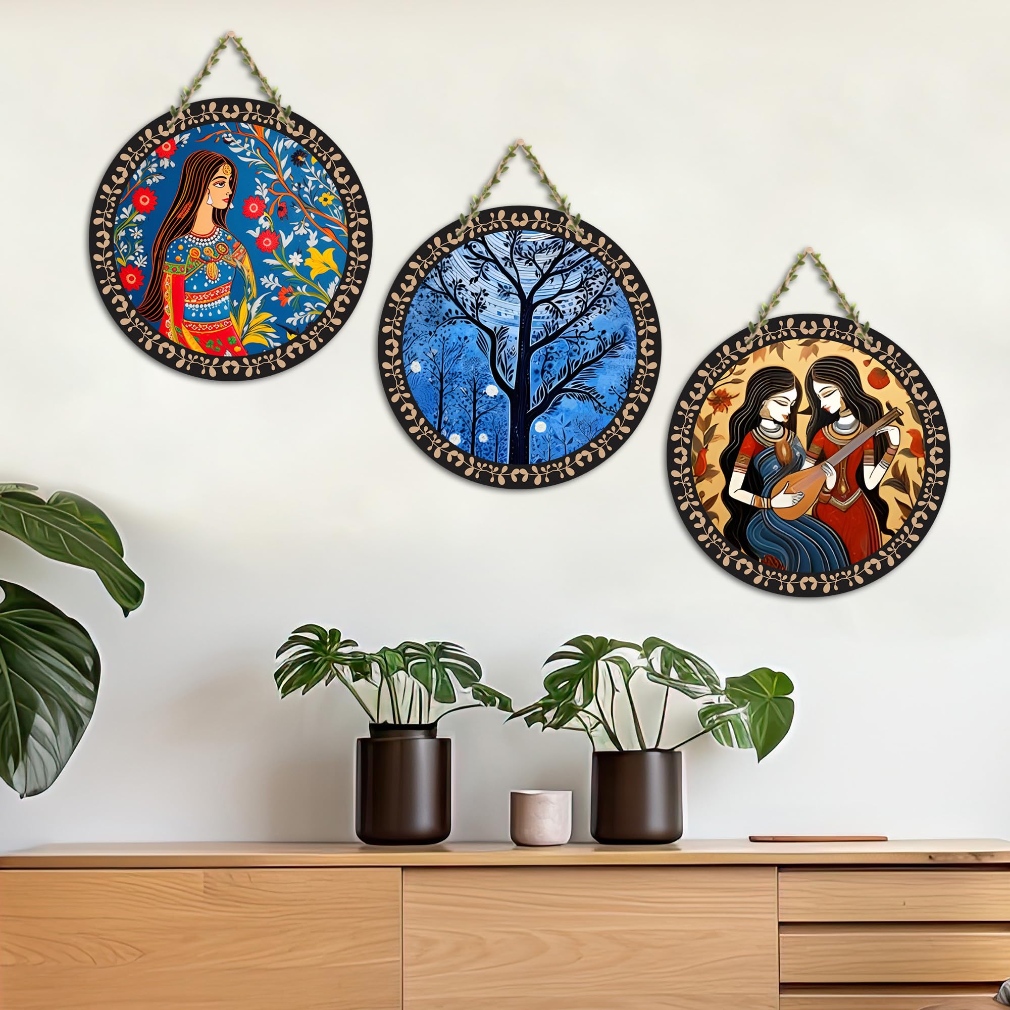 Artvibes Women Portrait Art Round Shape MDF Wooden Wall Decor Items | Living Room | Office | Cafe | Painting Wall Decor | Handcrafted Art | Wall Illustrations | Unique Gift (WH_9905N), Set of 3