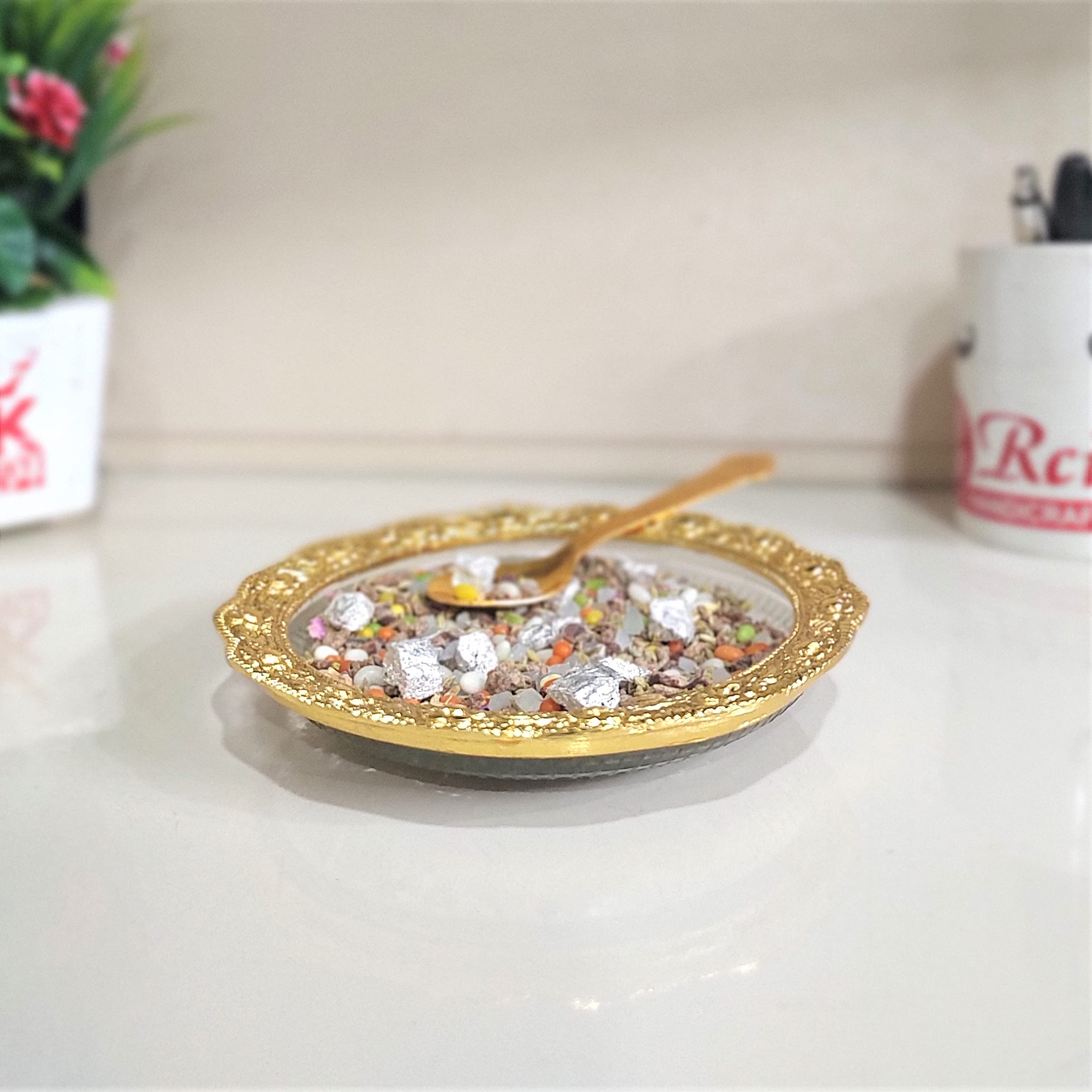 KridayKraft Glass Plate Mukhwas Tray,Saunf Supari Candy,Dry Fruit and Sweets Serving Tray in Traditional Design Metal (Pack of- 1 Glass Tray,1 Spoon)...