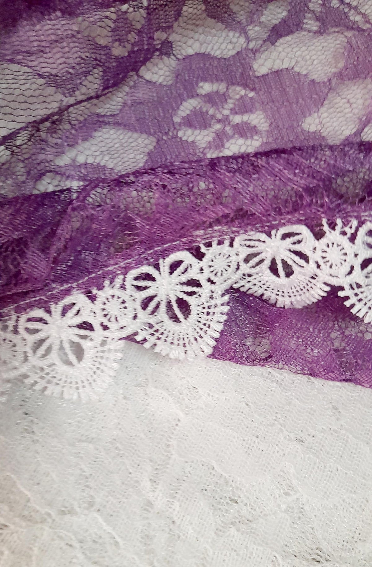 Netted Mantilla Veil Triangle Lace Light Purple Catholic Church Veils Infinity Chapel Scarf Head Covering Latin Mass (Purple Onion Pink Shade) Large Church Scarf (Pack of 1)