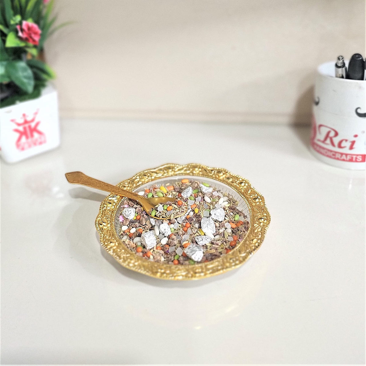 KridayKraft Glass Plate Mukhwas Tray,Saunf Supari Candy,Dry Fruit and Sweets Serving Tray in Traditional Design Metal (Pack of- 1 Glass Tray,1 Spoon)...