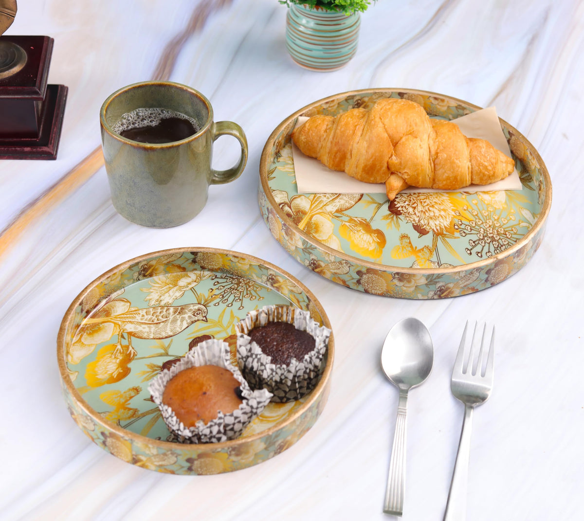 TrayFi MDF Round Wooden Serving Tray | Pack of 2 | Enamel Finished Trays - Size : 9x9, 7x7 Inches | Handcrafted Wooden Tray for Kitchen & Dining (Grey Birds)