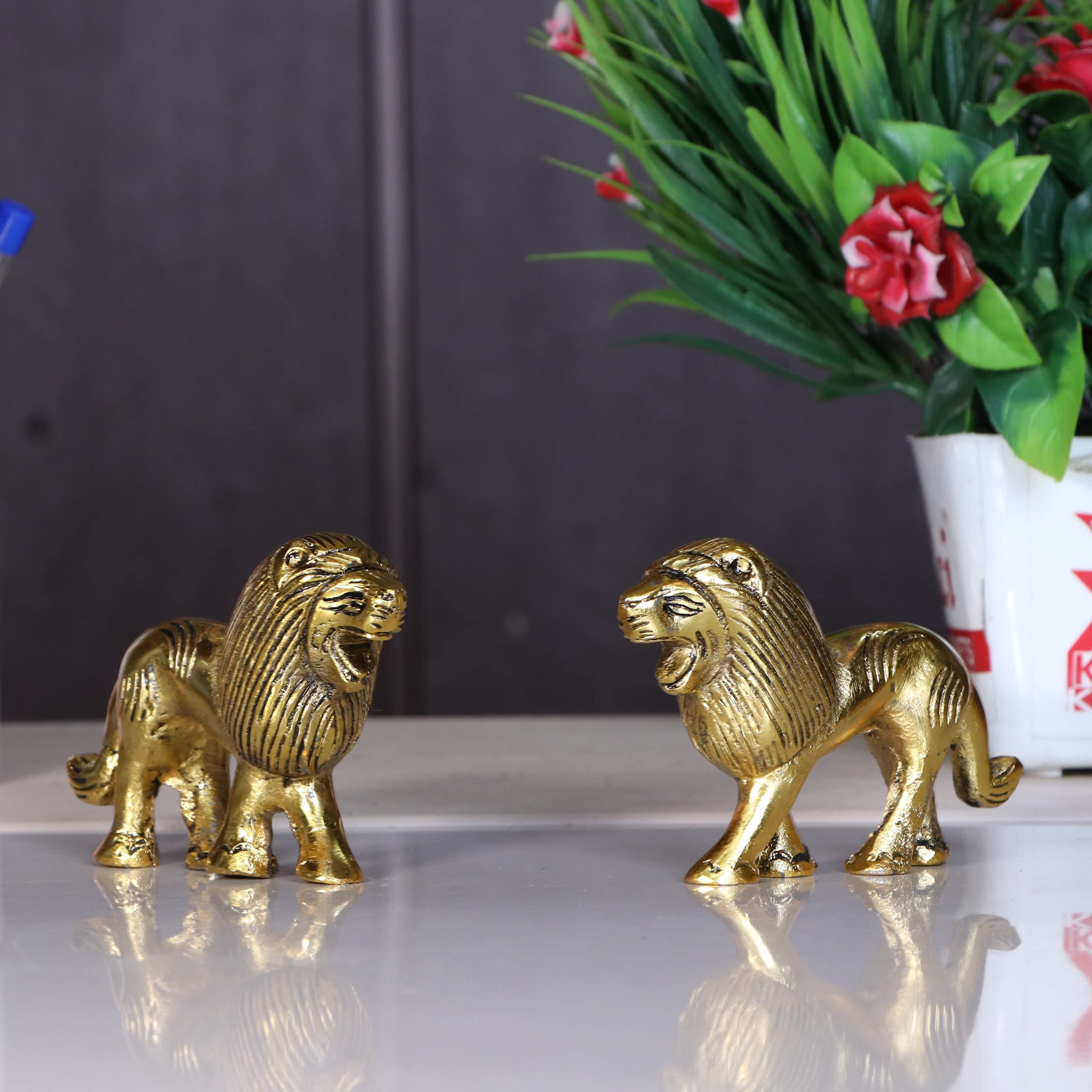 KridayKraft Metal Lion Pair in Fine Finishing & Decorative for Home/Office & Table (Gold, Standard), 11 cm , 5 cm