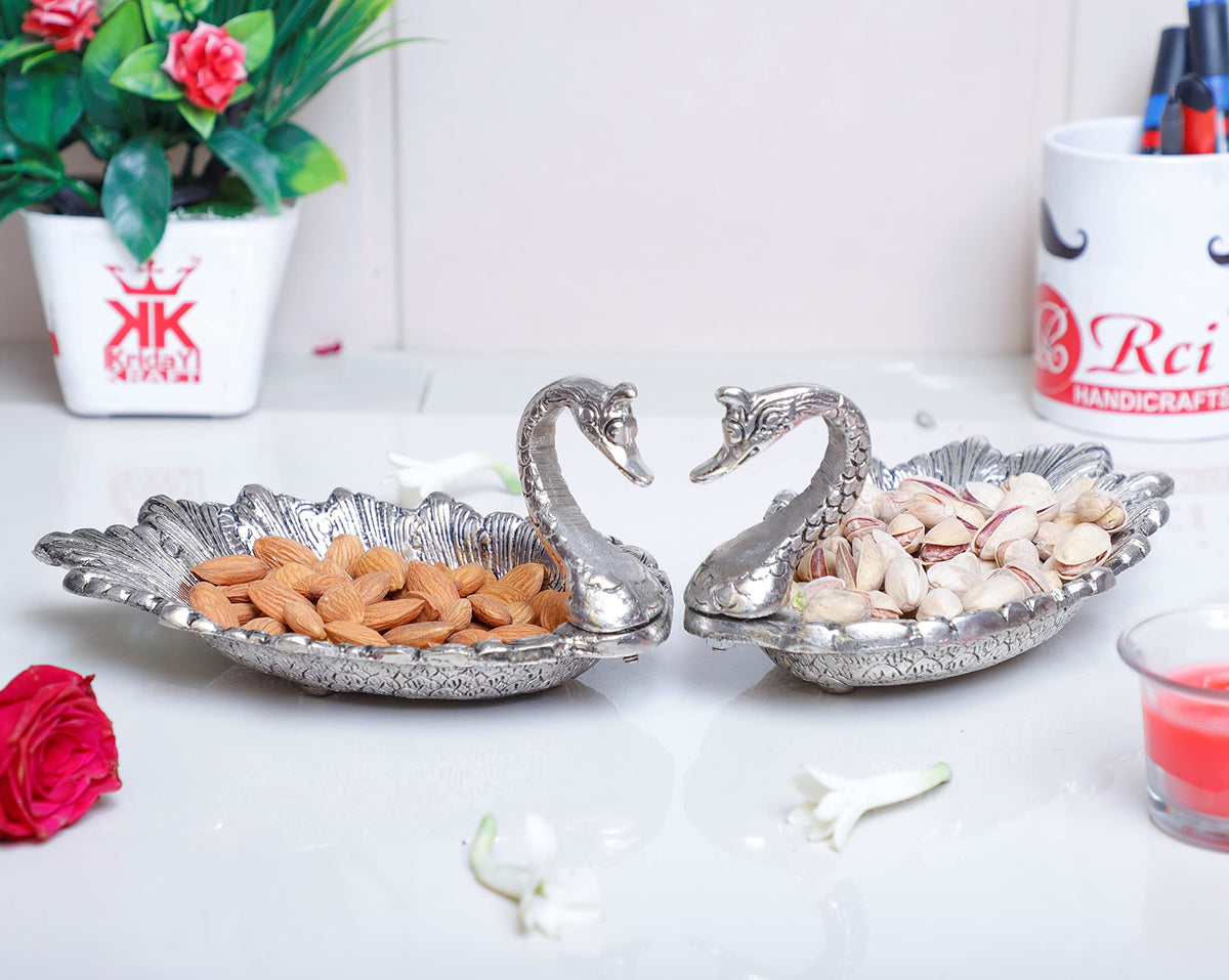 Prince Home Decor & Gifts Oxidize Metal Home Decor Duck Shape Sky Blue Colored Glass Bowl Tray Set (Metal Duck Silver)