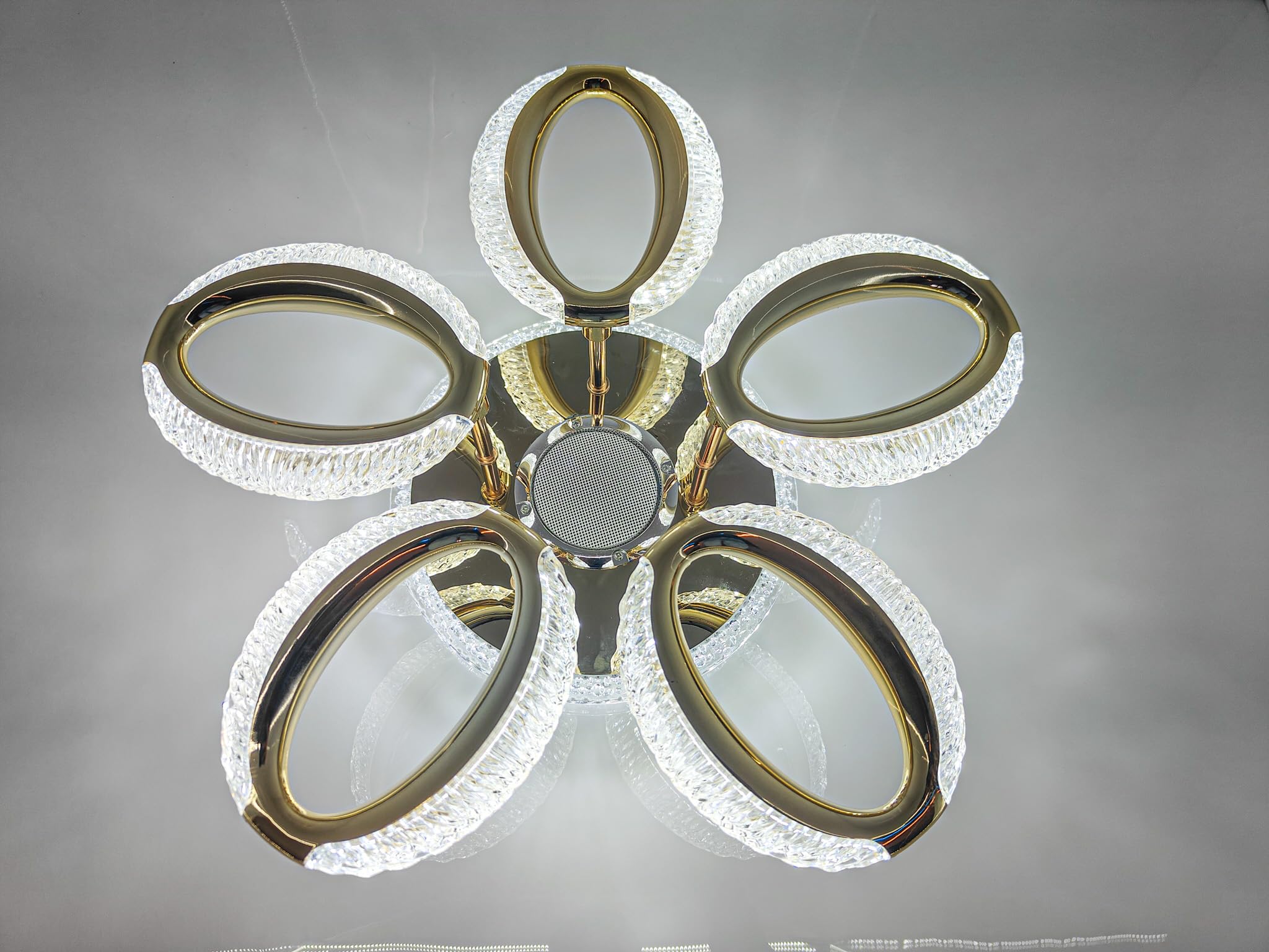 swanart Modern LED Ceiling Light with Bluetooth Speaker & Remote Control | Dimmable 46cm Smart Flush Mount Fixture for Living Room, Bedroom & Dining | Elegant Gold Finish Ambient Lighting