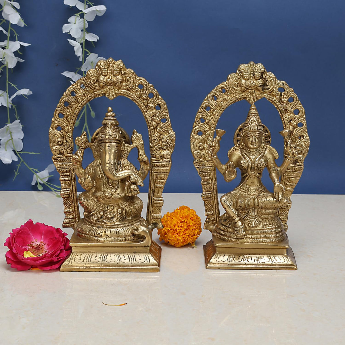 ARTVARKO Brass Ganesha Laxmi Ganesh Lakshmi Bhagwan Idol Sitting Ganpati Murti Metal Statue for Home Office Success Entrance Décor Diwali Pooja Good Luck Gift 8 Inch