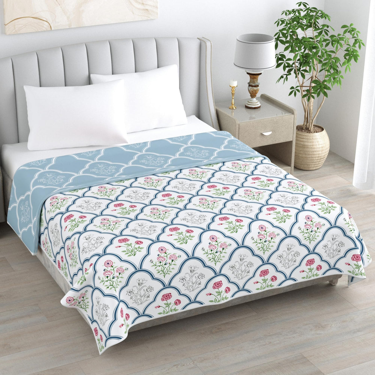 haus & kinder 100% Cotton Single Bed Dohar | Lightweight AC Blanket for Summer | Soft Breathable Reversible Blanket | Printed Cotton Dohar Classic Trellis | 58 x 88 Inch | 144 TC Kafalo
