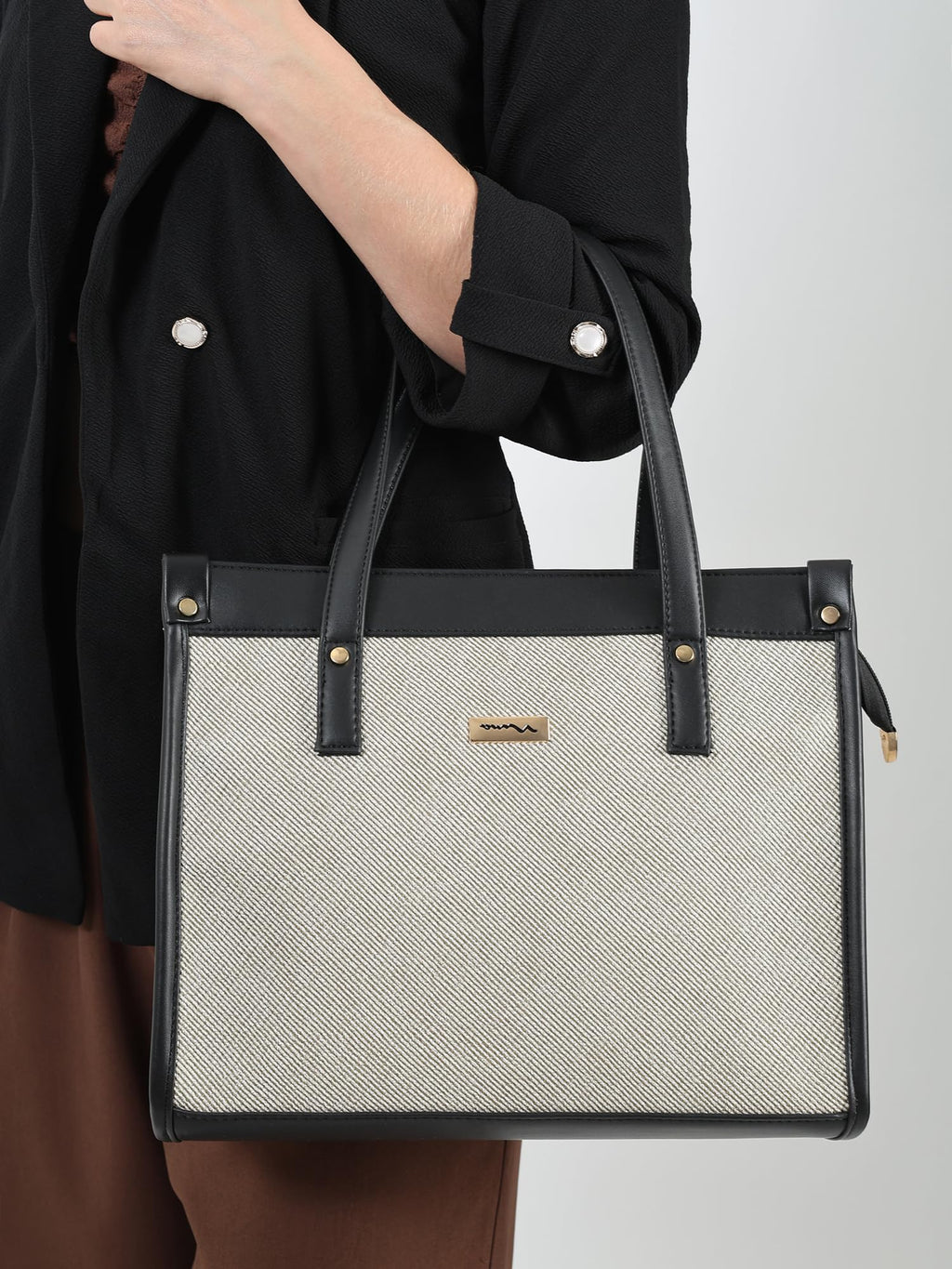 EMPOLUXE Tote Handbag for Women, Ladies Purse for Women, Stylish Office Tote Bag, Latest Women's Handbag with Bag Organiser, Shoulder Bag for Daily Use & Gift for party and travel, beige and black