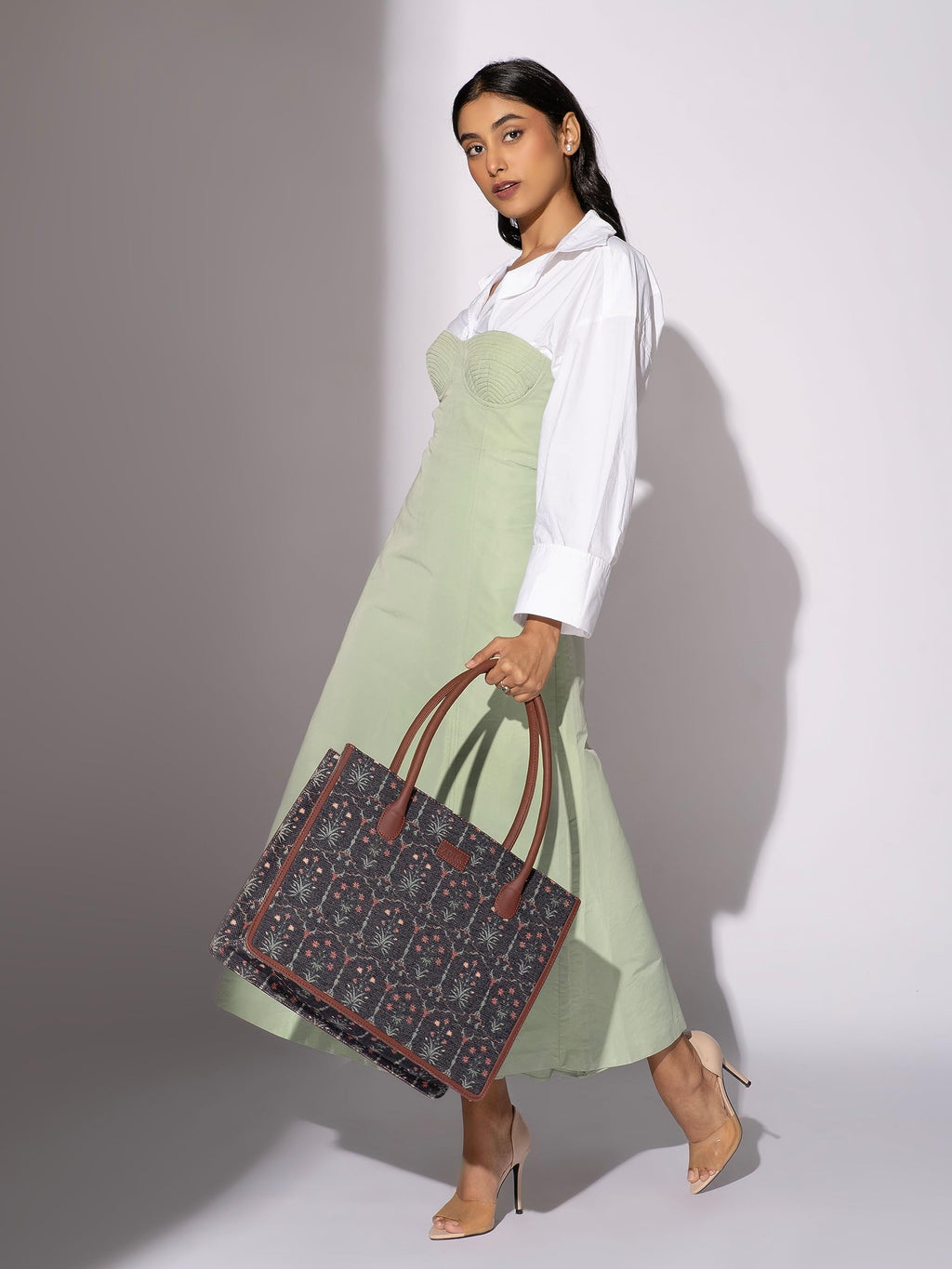 ZOUK Taj Guldasta Floral Printed Jute Handcrafted Black Women's Stylish Tote Bags | Tote Handbag| Shoulder bag with double handle