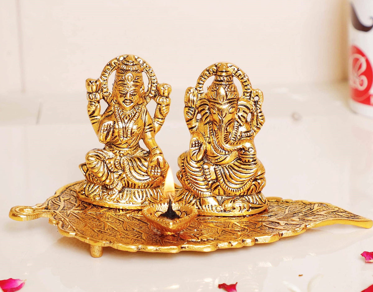 KridayKraft Laxmi Ganesh Metal Statue, Laxmi Ganesh Murti with Diya for Pooja, Ganpati Idol for Home Decor, Gift Your Relatives, Religious Idol Gift Article, Ganesha Showpiece Figurines