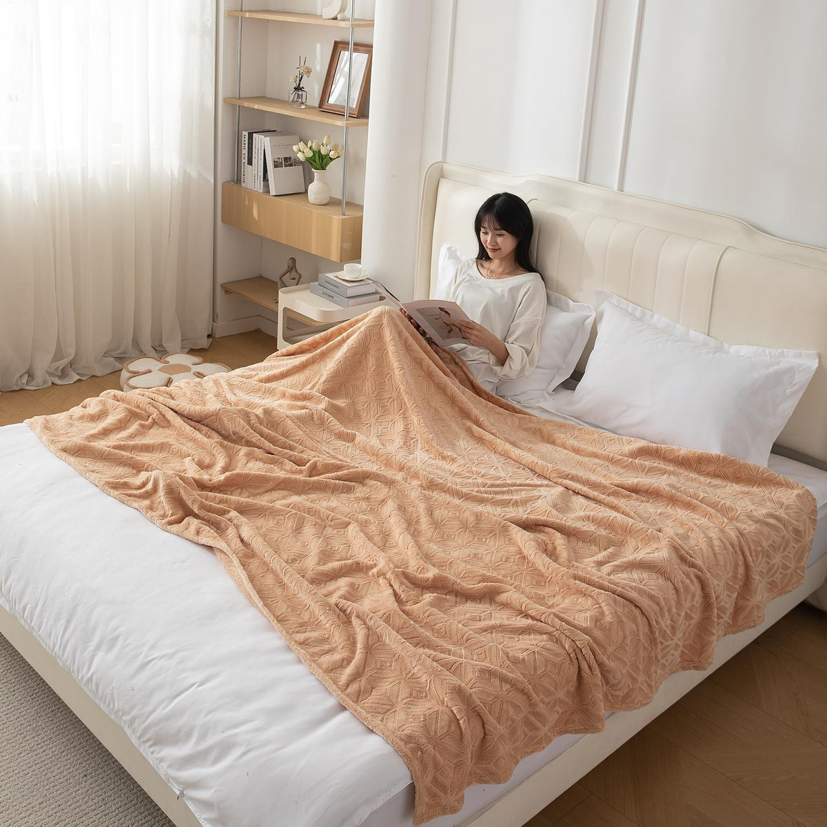 HOKIPO Fleece AC Blanket Double Bed Queen, 200X230 Cm / 6.5X7.5 Feet, Beige (AR-5259-BGE) Kafalo