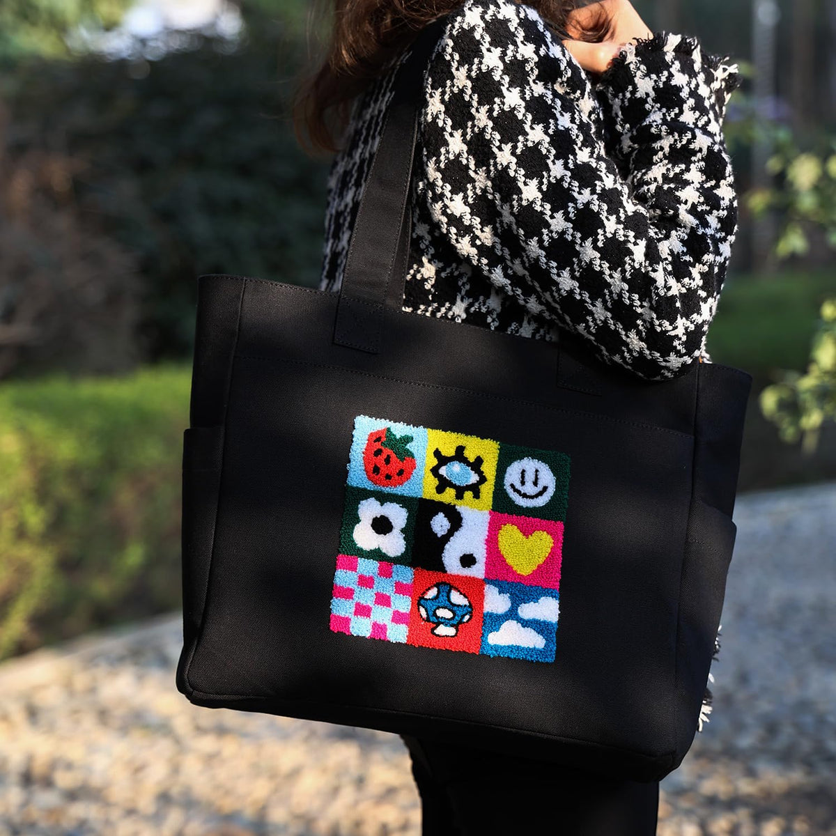 TSANTA U Shaped Canvas Tote Bag, 35.56x33.02 cm with 10.8 cm Gusset, Cotton, Zipper Closure, Laptop Compartment (Spring)